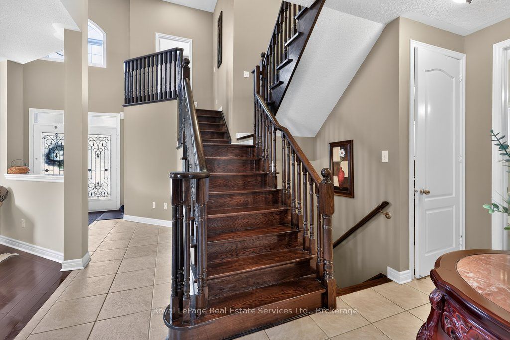 2070 Willhaven Trail, Oakville, ON L6M 5G3 photo 5