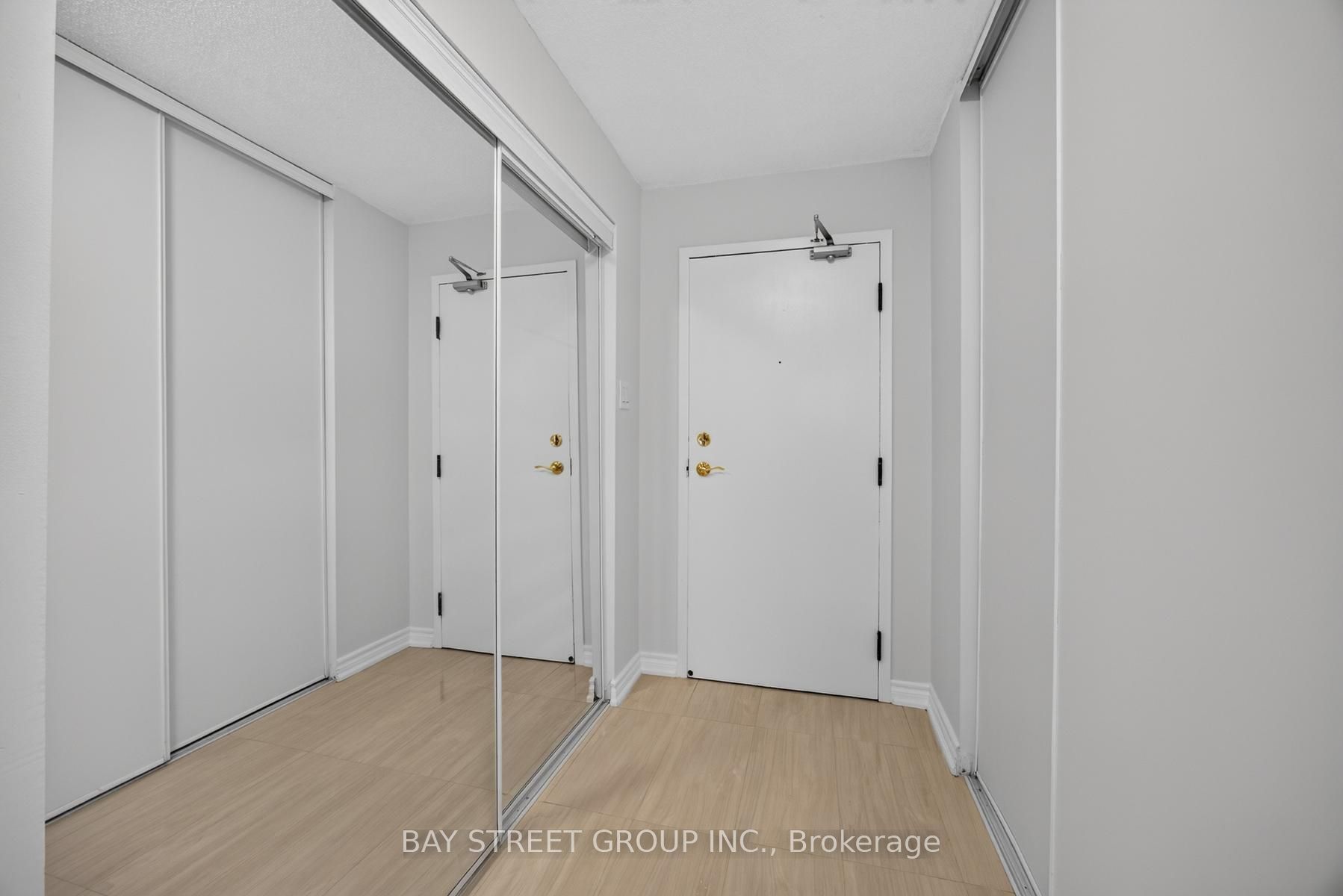 400 Webb Drive 2203, Mississauga, ON L5B 3Z7 photo 4