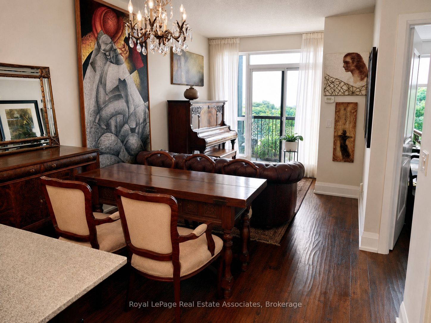 1 Old Mill Drive 816, Toronto, ON M6S 0A1 photo 4