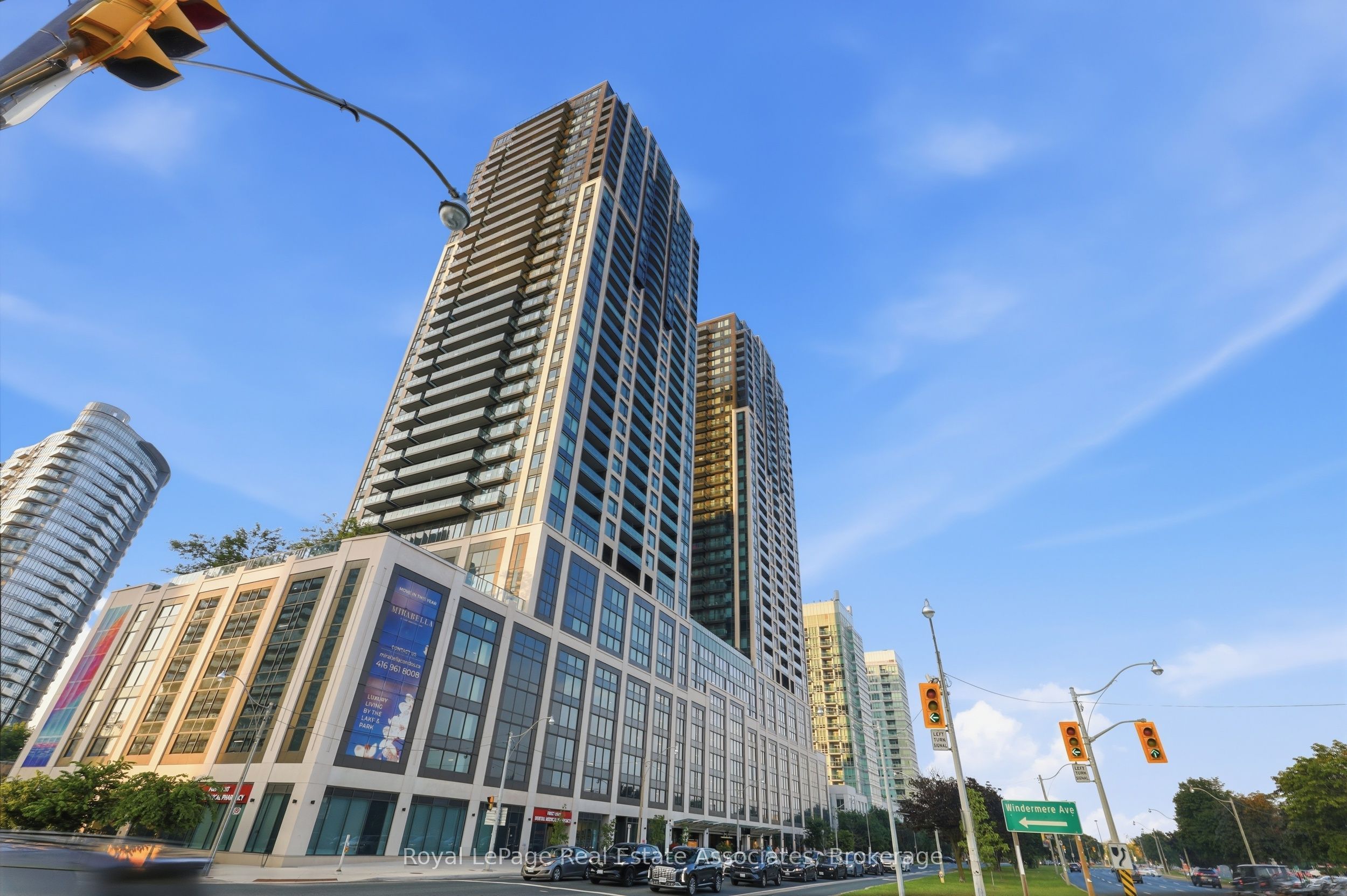 1926 Lake Shore Boulevard W 3310, Toronto, ON M6S 1A1 photo 2
