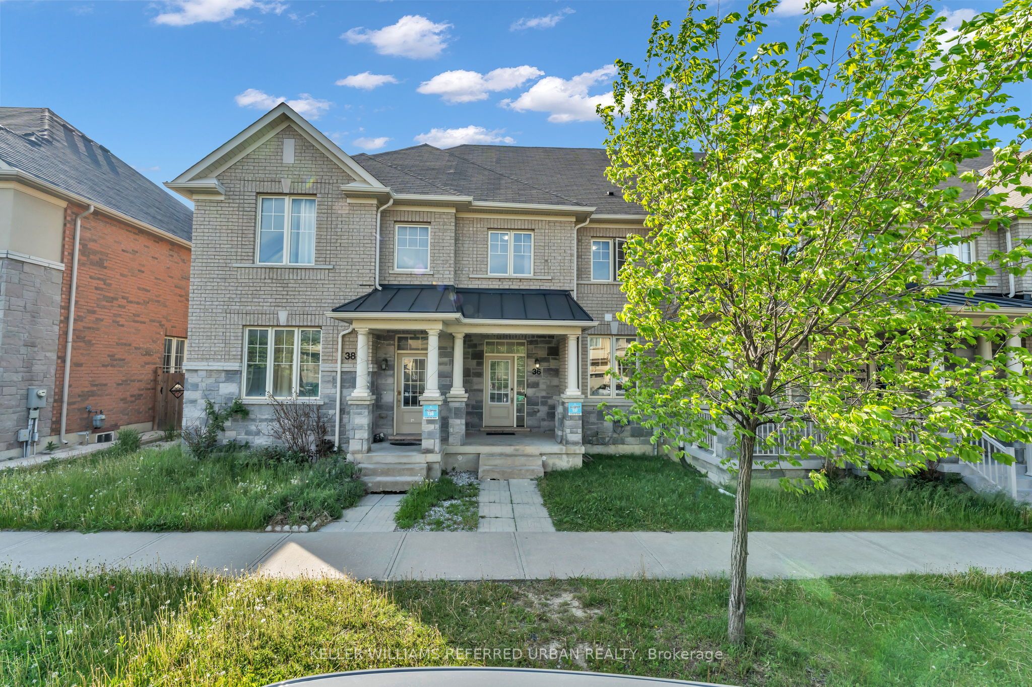 36 Ledger Point Crescent, Brampton, ON L6R 3W3 photo 2