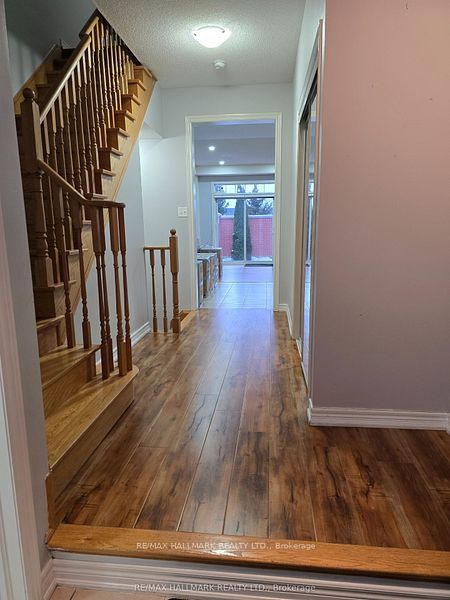 32 Kempenfelt Trail, Brampton, ON L7A 0Z6 photo 2
