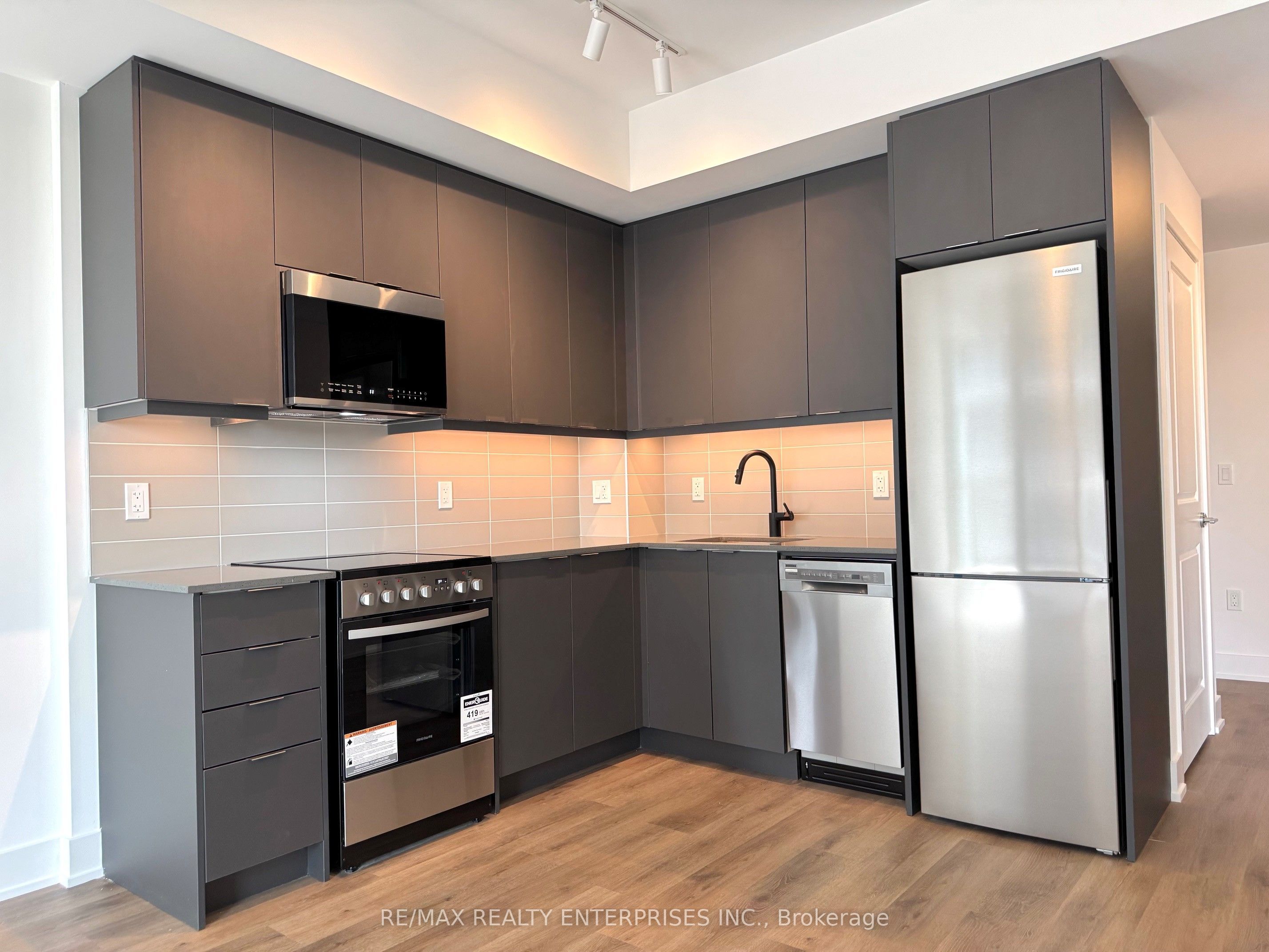 115 Nipissing Road 907A, Milton, ON L9T 1R3 photo 5