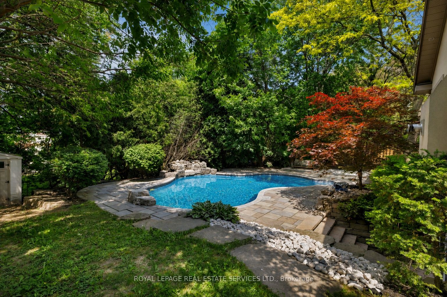 1387 Willowdown Road, Oakville, ON L6L 1X2 photo 2