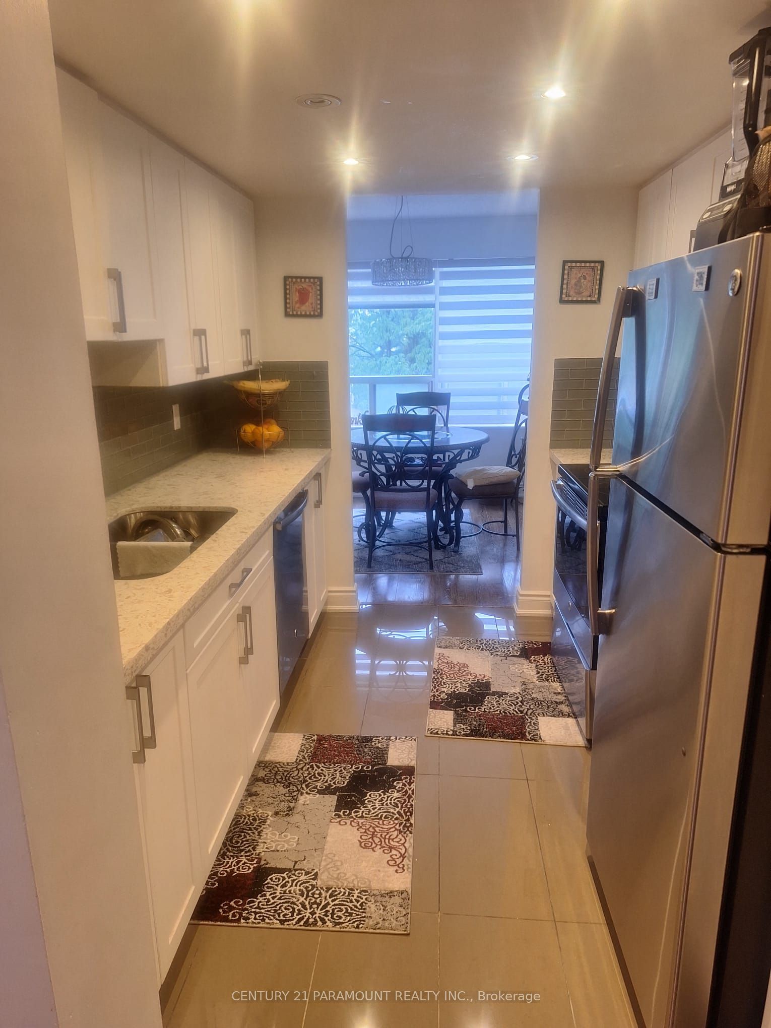 325 Webb Drive N 404, Mississauga, ON L5B 3Z9 photo 2