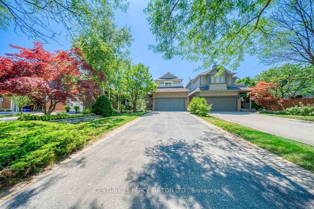 5522 Holbrook Road, Mississauga, ON L5M 5G4 photo 2