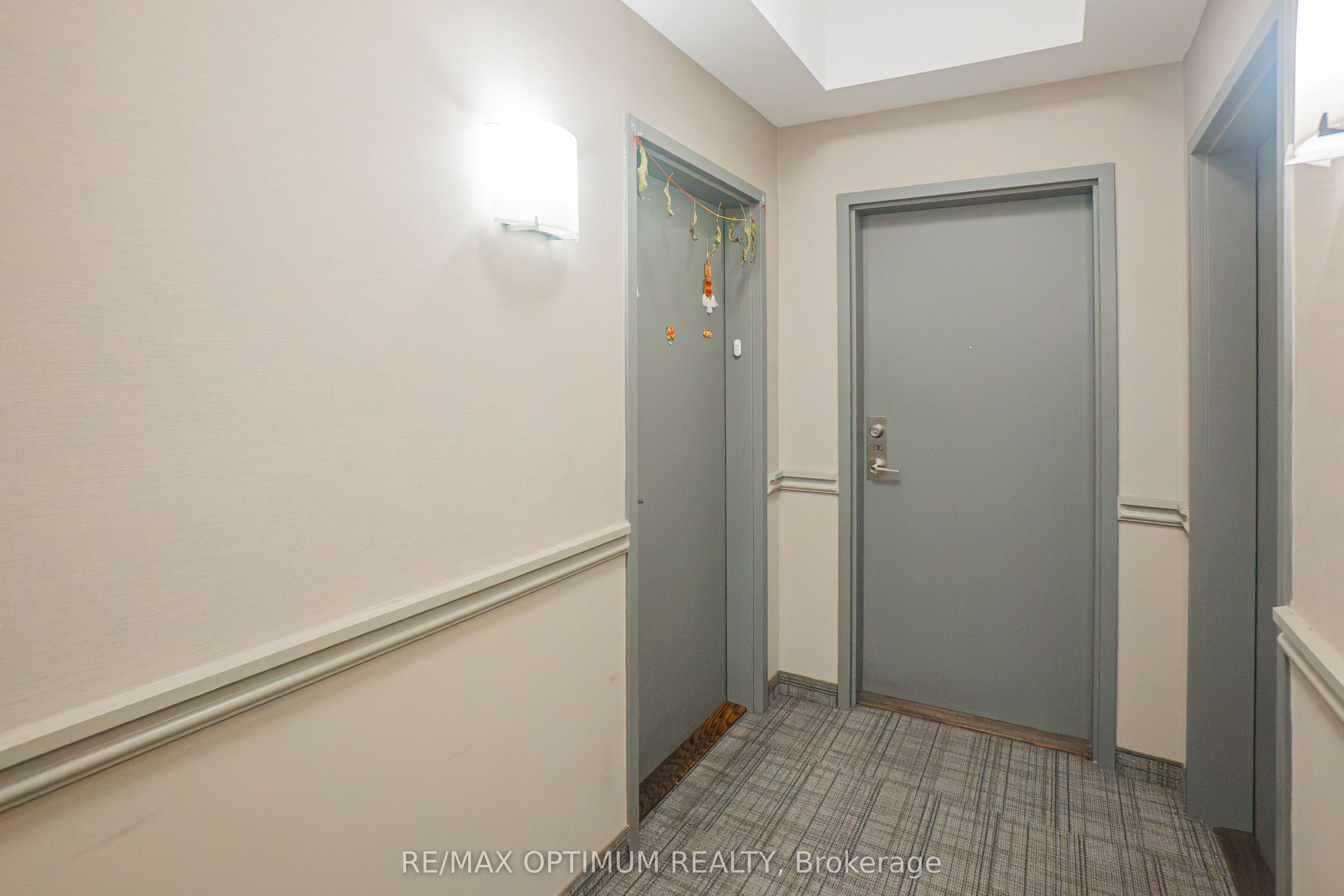 50 Sky Harbour Drive 315, Brampton, ON L6Y 6B8 photo 4