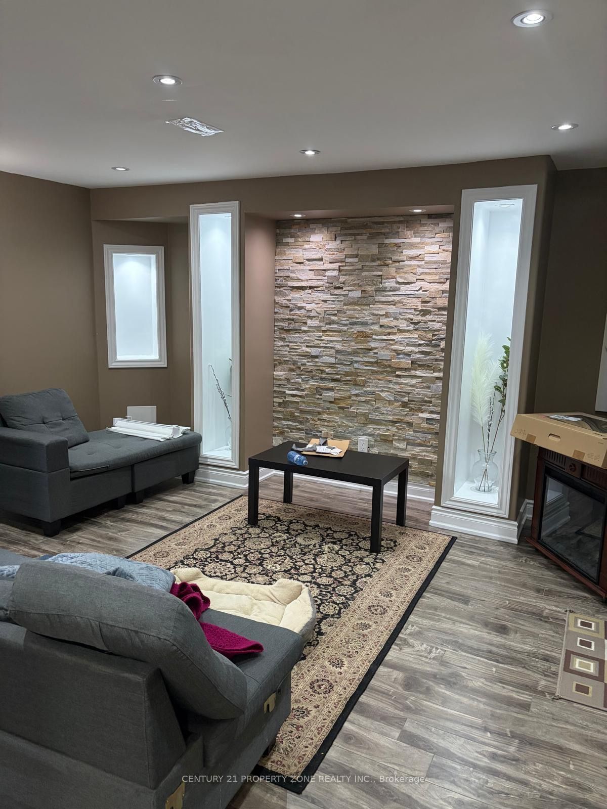 1 Deancrest Crescent, Brampton, ON L7A 0W1 photo 2