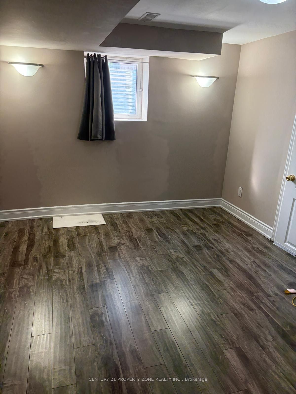 1 Deancrest Crescent, Brampton, ON L7A 0W1 photo 5