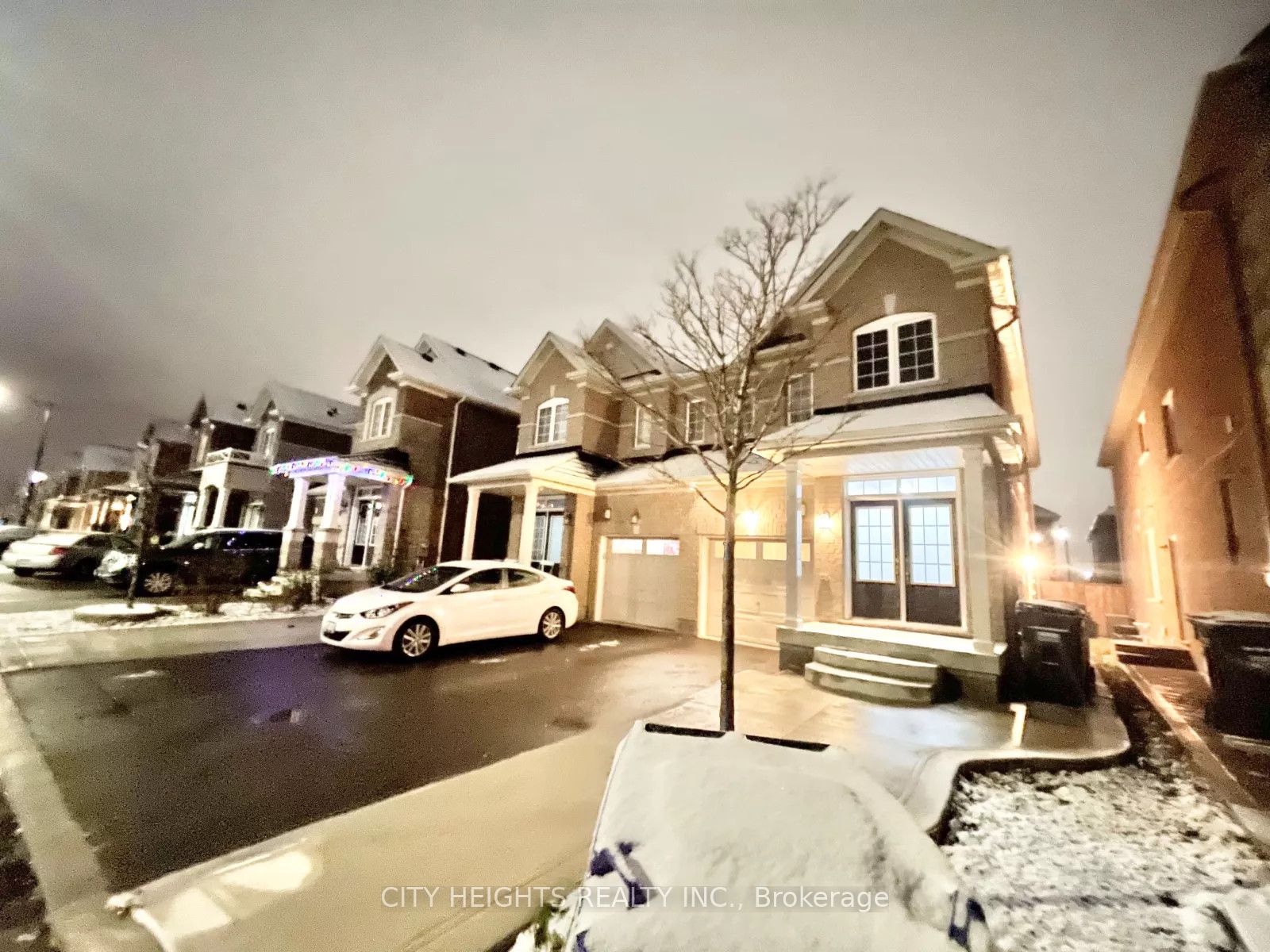 147 Baffin Crescent Main, Brampton, ON L4A 4K7