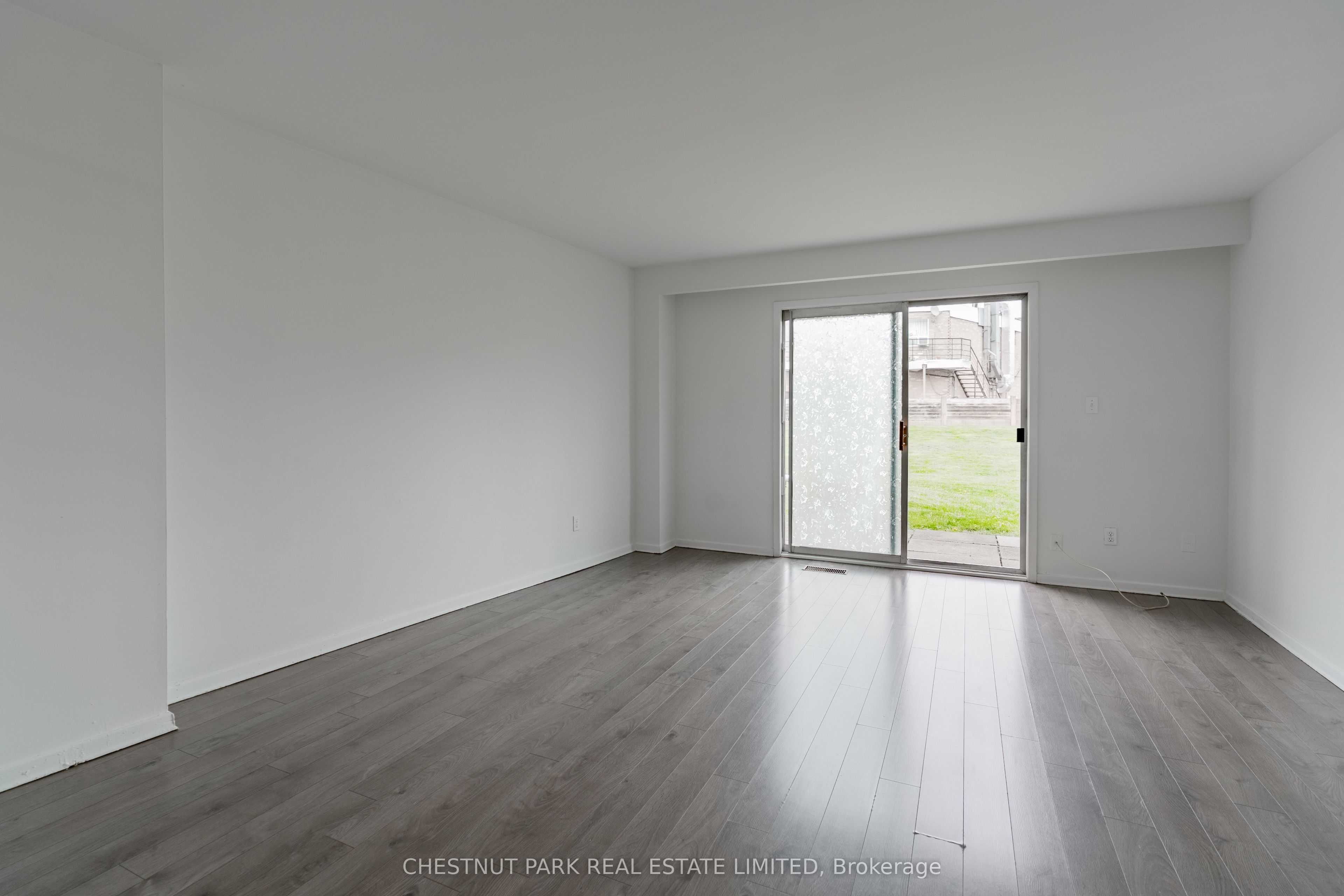 44 ROMFIELD Drive 12, Toronto, ON M3J 1K3 photo 4