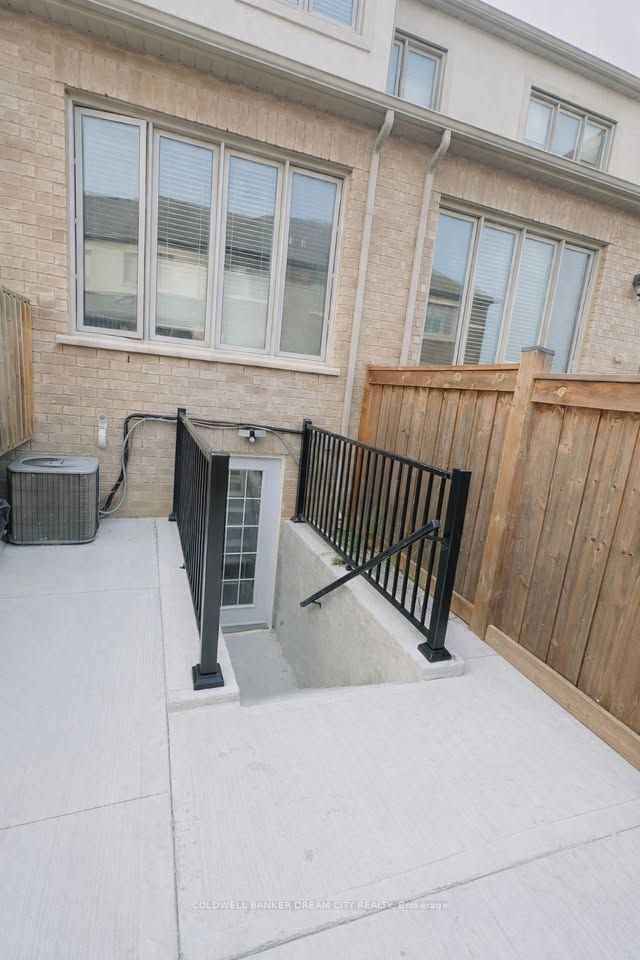 1309 Restivo Lane Lower Unit, Milton, ON L9E 1J9 photo 2