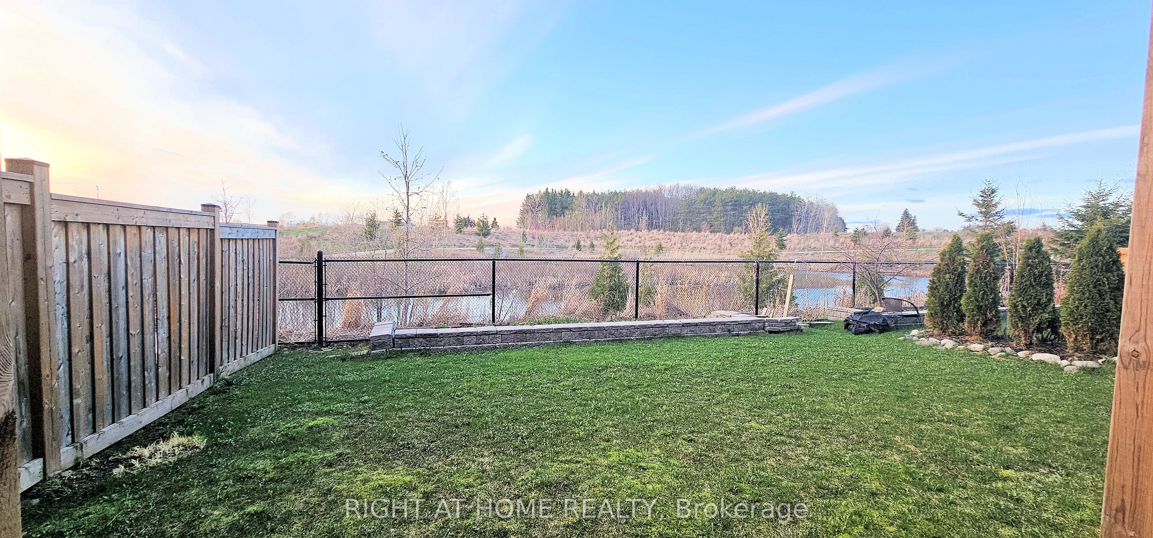 95 Bonnieglen Farm Boulevard #Lower, Caledon, ON L7C 4B7 photo 3