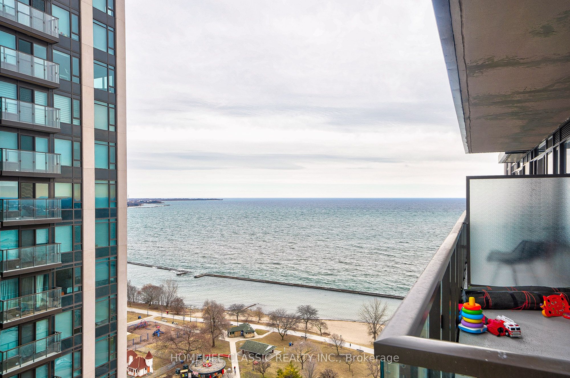 1928 Lake Shore Boulevard W 2503, Toronto, ON M6S 0B1