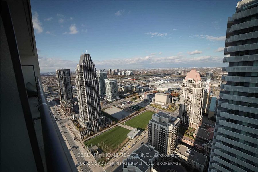 4070 Confederation Parkway 3801, Mississauga, ON L5B 0E9 photo 3
