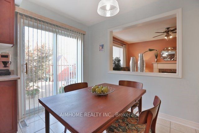 390 Grovehill Road, Oakville, ON L6H 6P3 photo 4