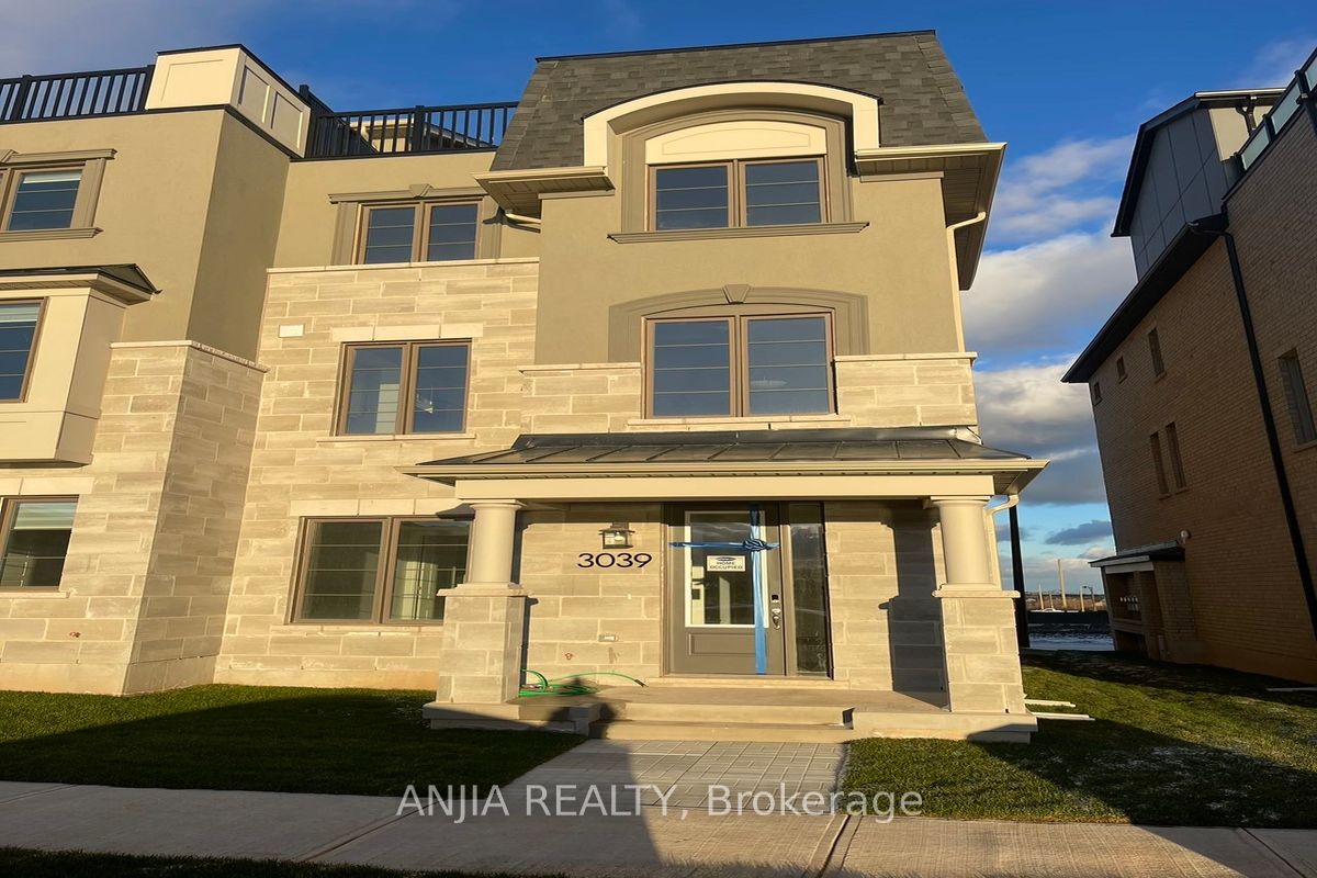 3039 John Mckay Boulevard, Oakville, ON L6H 4K5