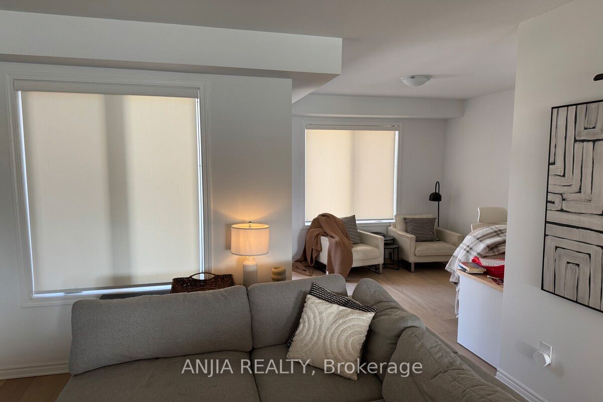 3039 John Mckay Boulevard, Oakville, ON L6H 4K5 photo 5