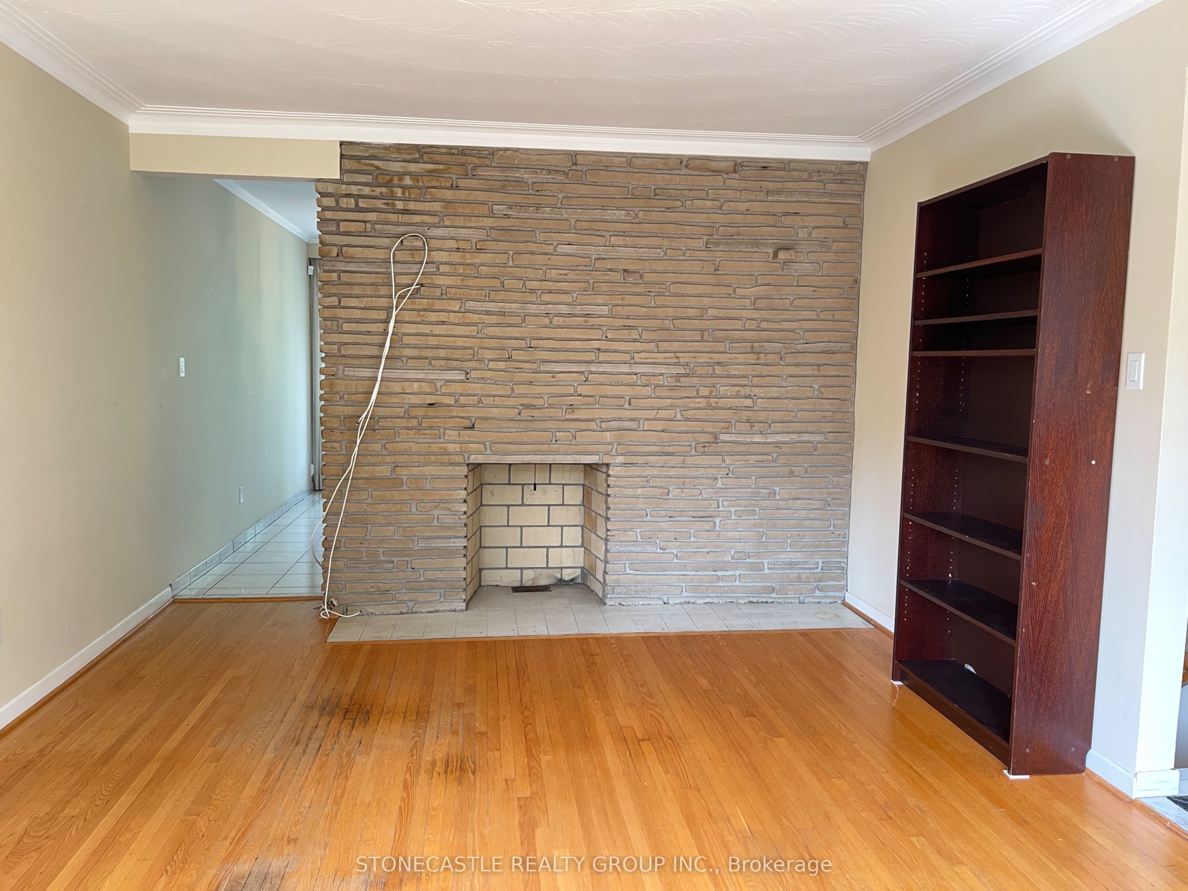 8 Hartsdale Drive, Toronto, ON M9R 2S2 photo 5