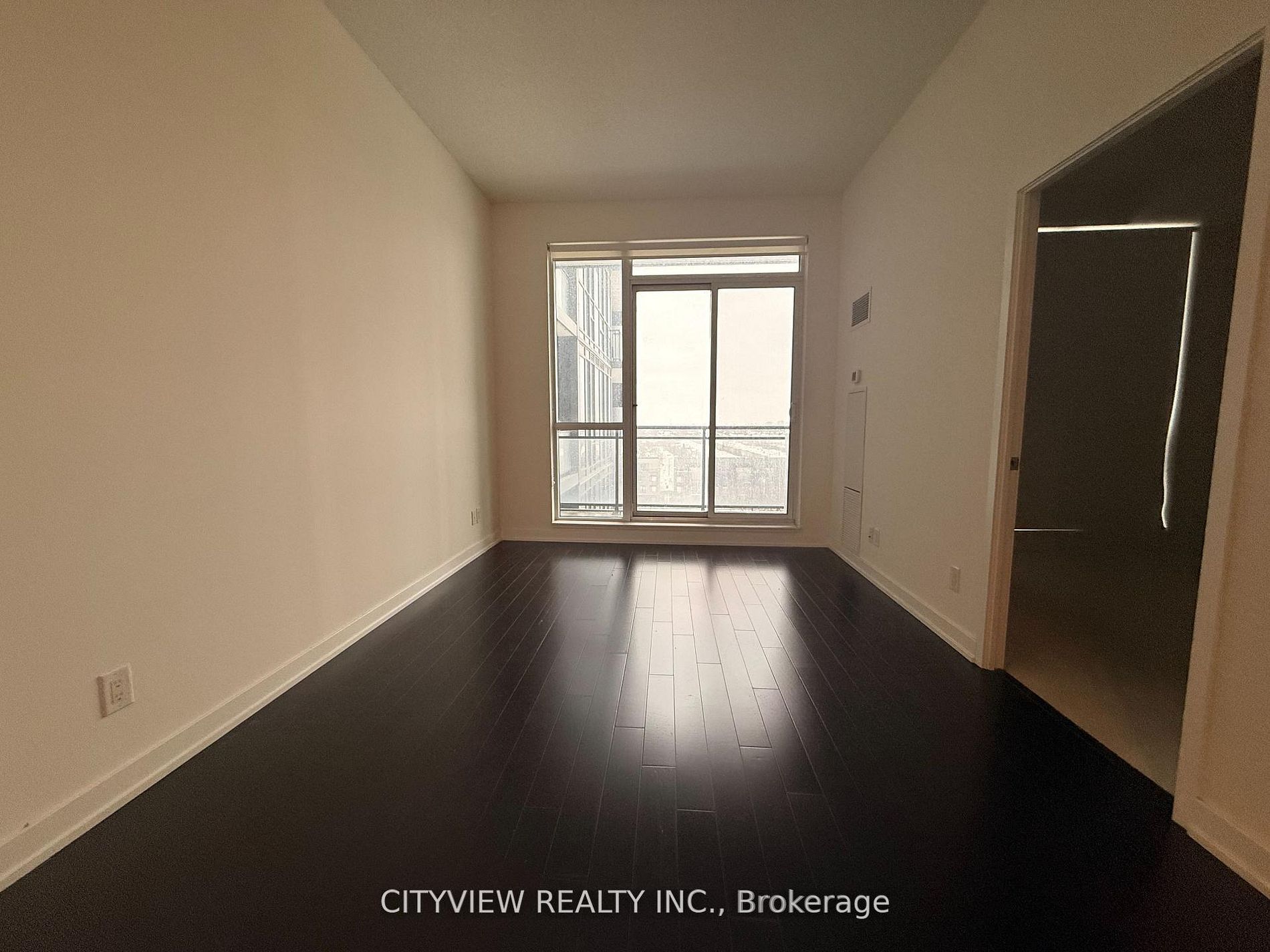 4011 Brickstone Mews 606, Mississauga, ON L5B 0J7 photo 4