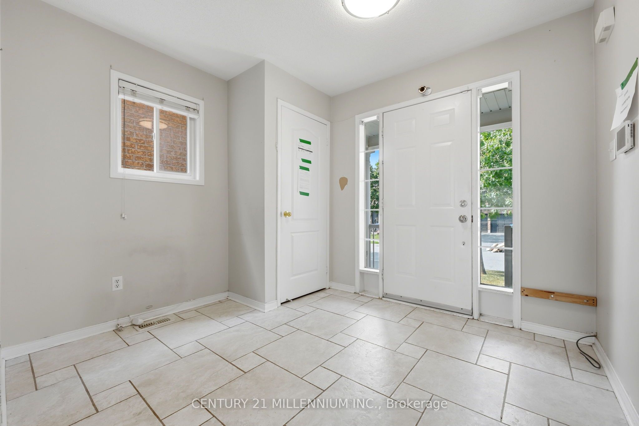 27 Hiberton Crescent, Brampton, ON L7A 3E2 photo 5