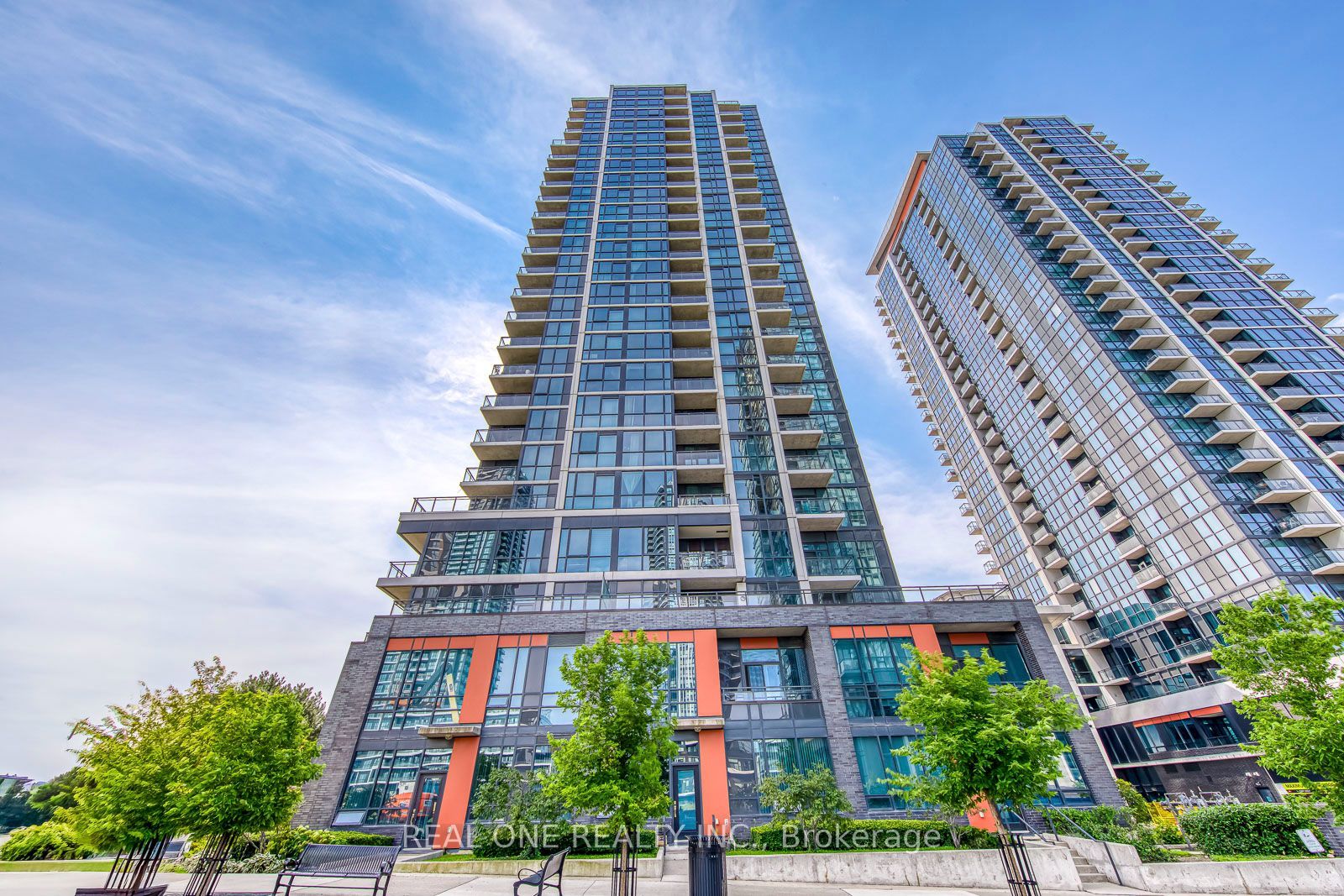 55 Eglinton Avenue W 407, Mississauga, ON L5R 0E4