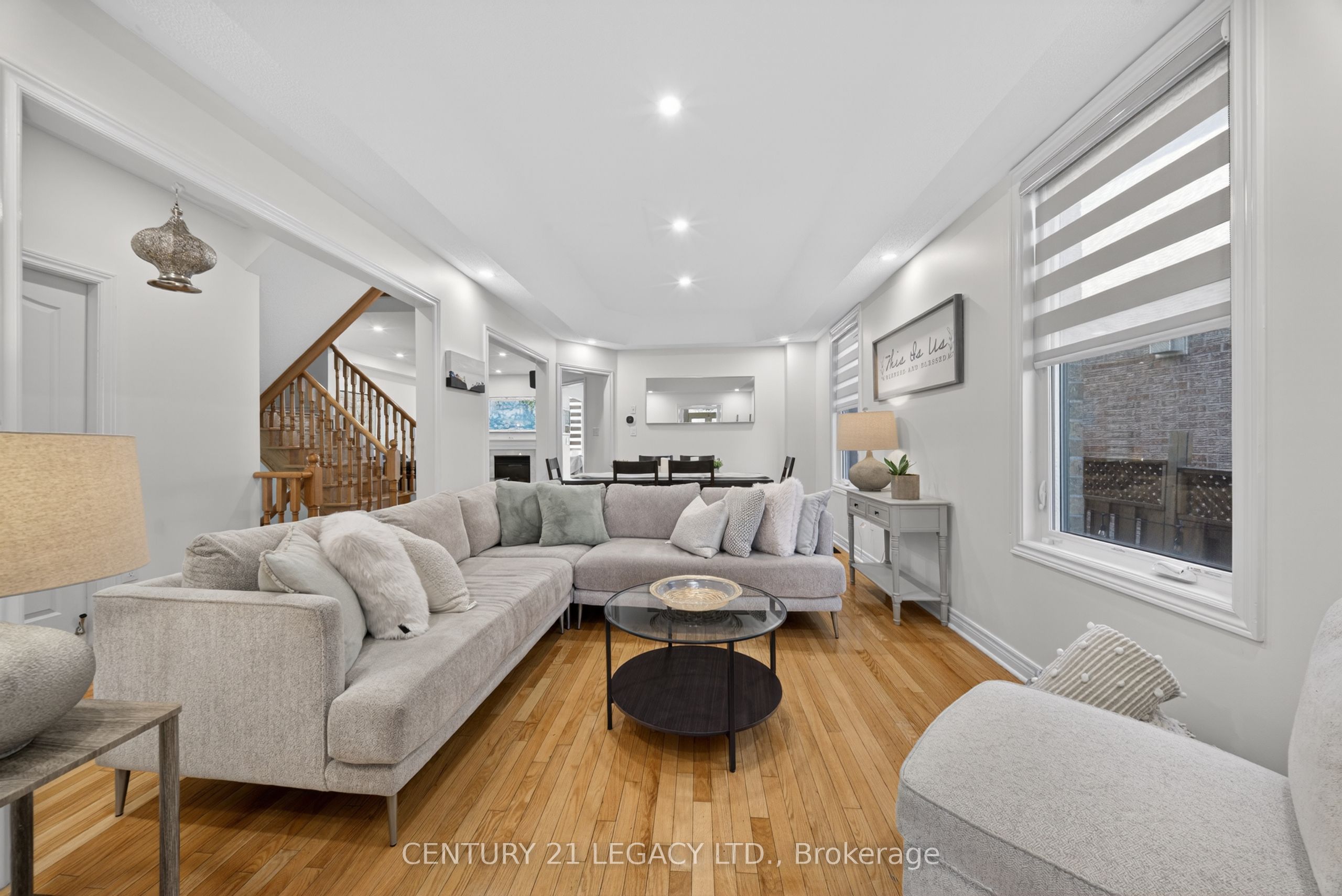 12 Aria Lane, Brampton, ON L6S 6J5 photo 4