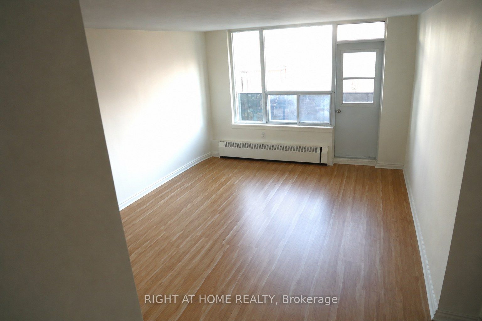 235 Grandravine Drive 407, Toronto, ON M3N 1J2 photo 5
