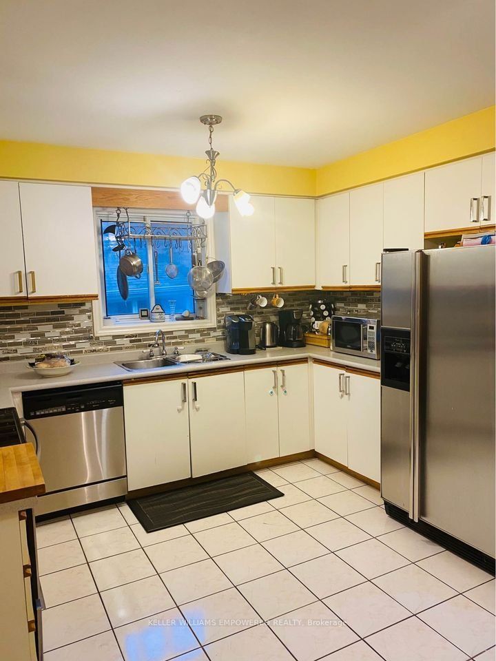 14 Church Street, Toronto, ON M9N 1M3 photo 3