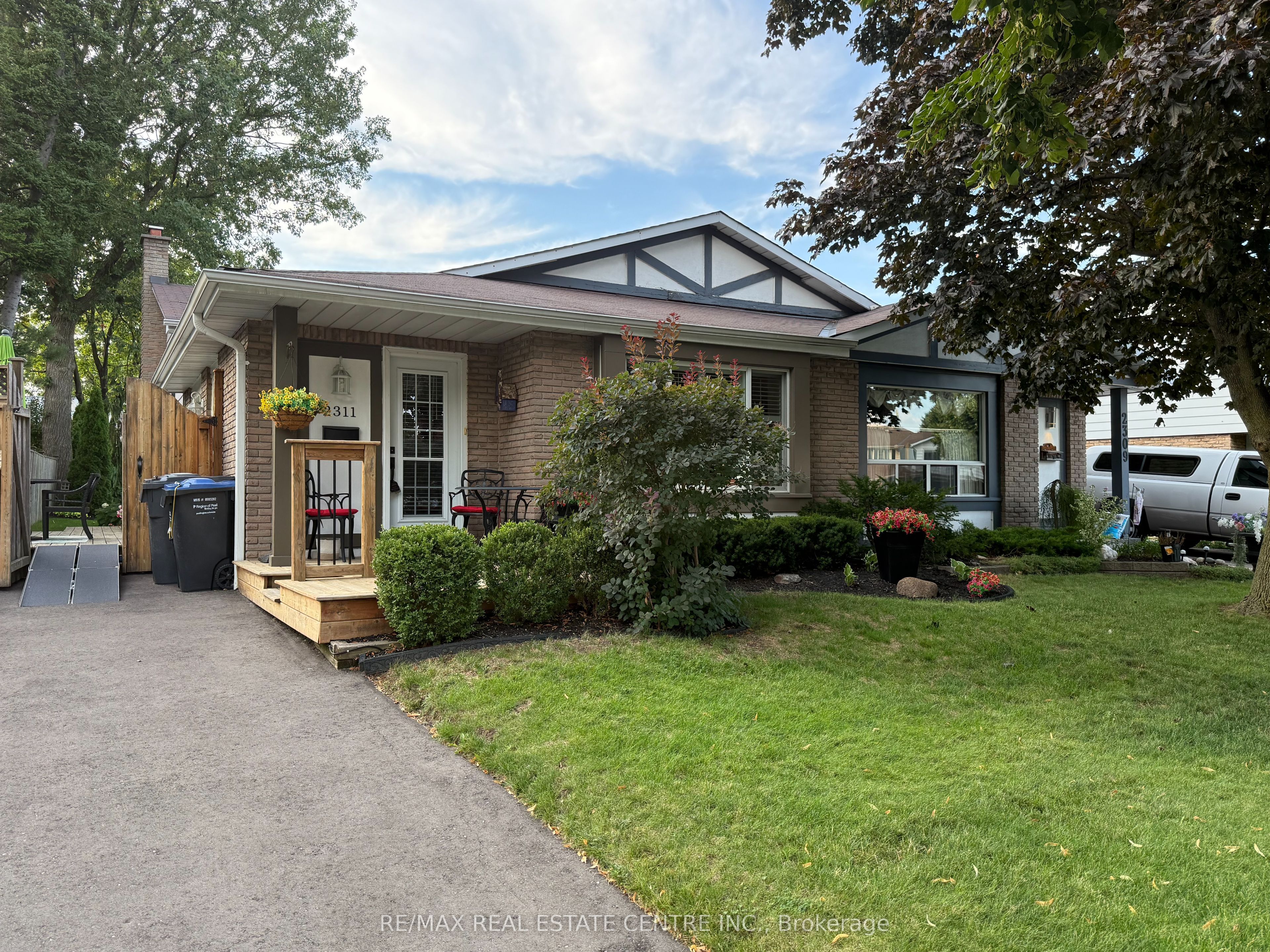 2311 Council Ring Road, Mississauga, ON L5L 1B9