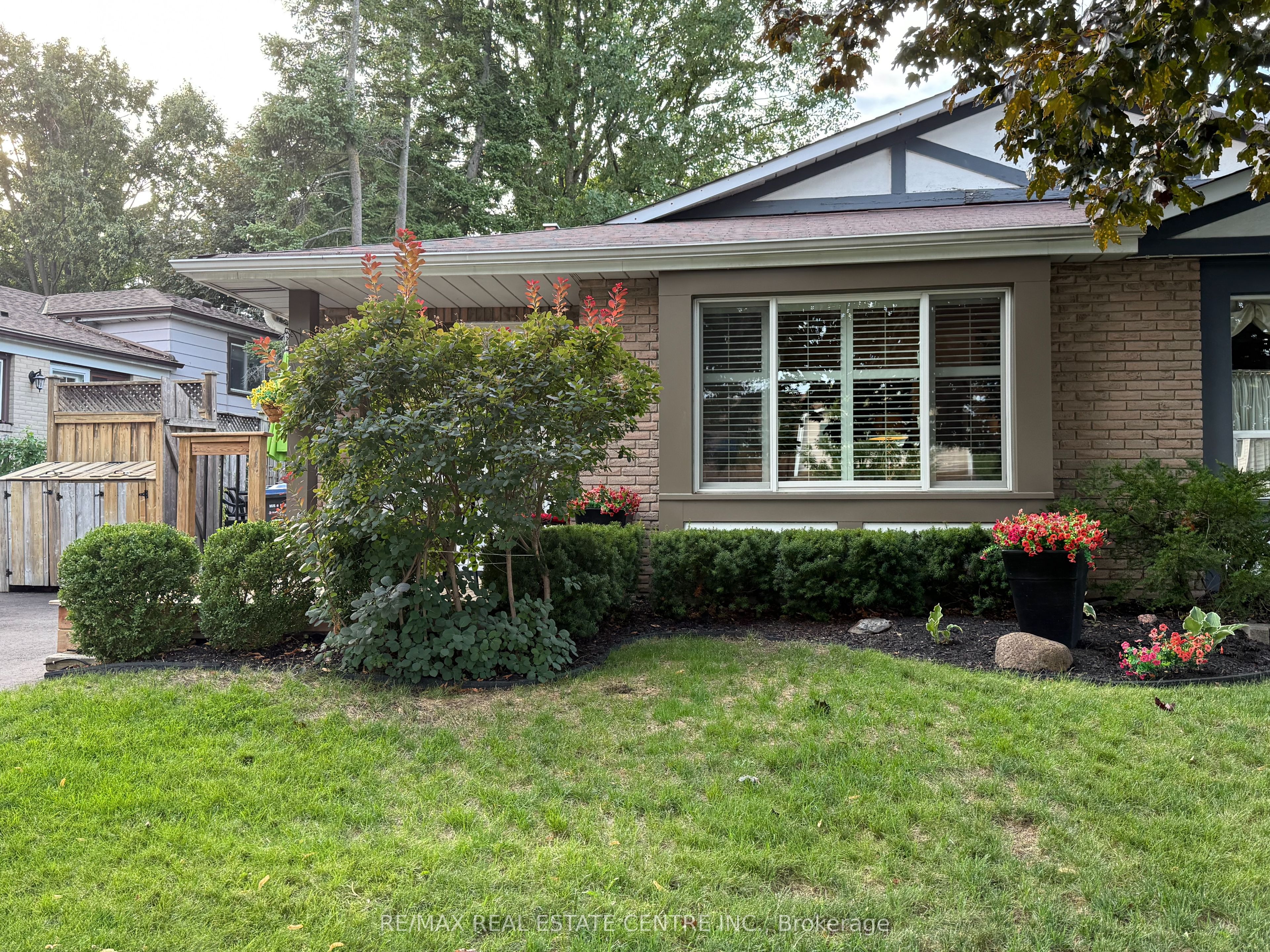 2311 Council Ring Road, Mississauga, ON L5L 1B9 photo 2