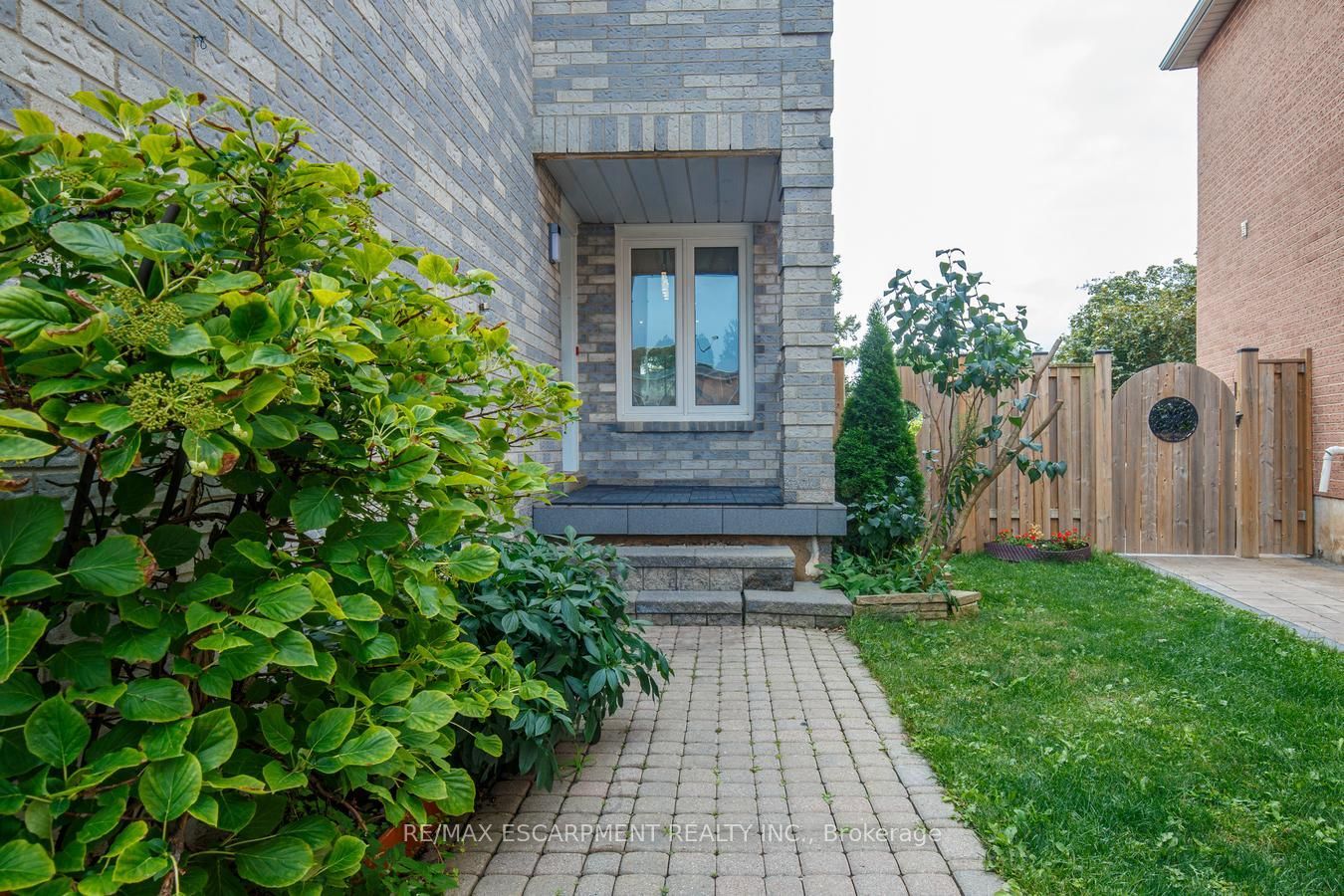 2790 Huntingdon Trail, Oakville, ON L6J 7G5 photo 2