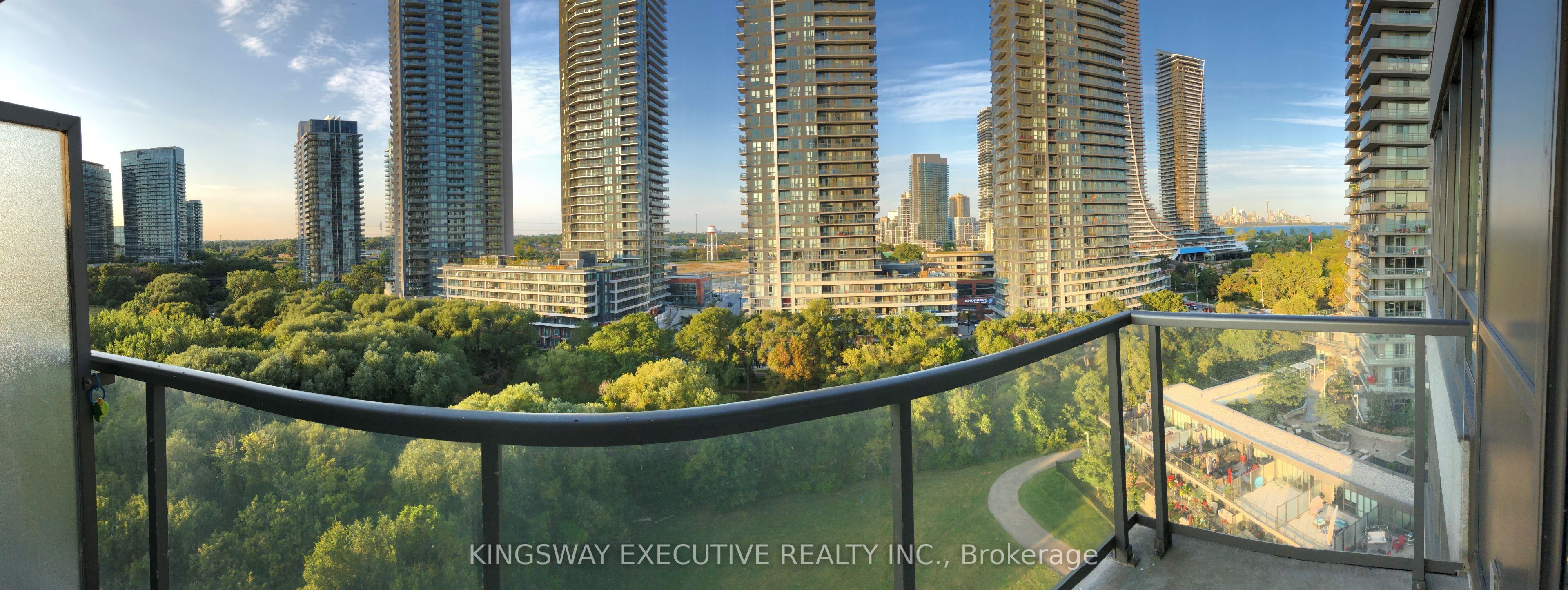 15 Legion Road 1006, Toronto, ON M8V 0A9 photo 2