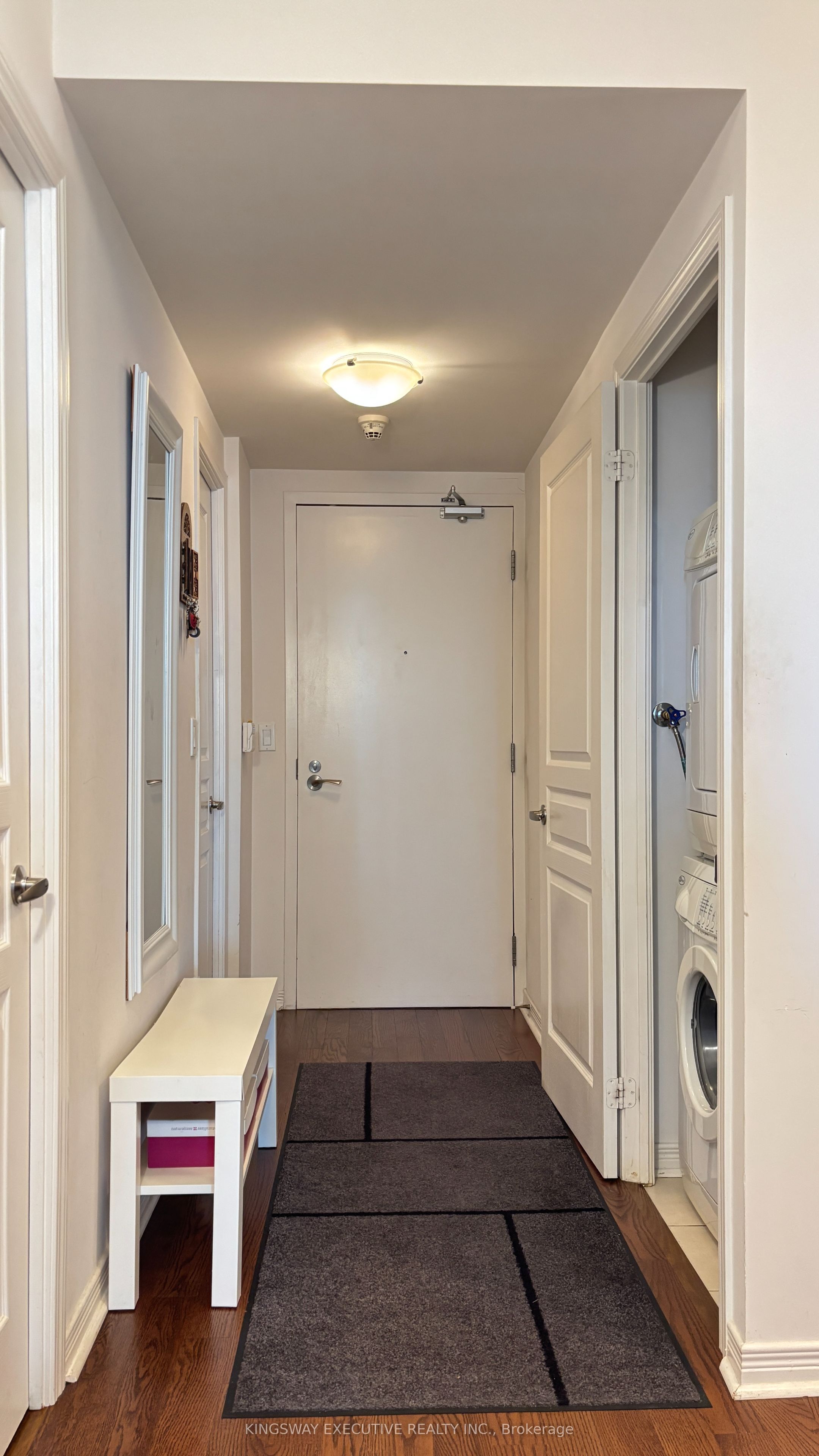 15 Legion Road 1006, Toronto, ON M8V 0A9 photo 4