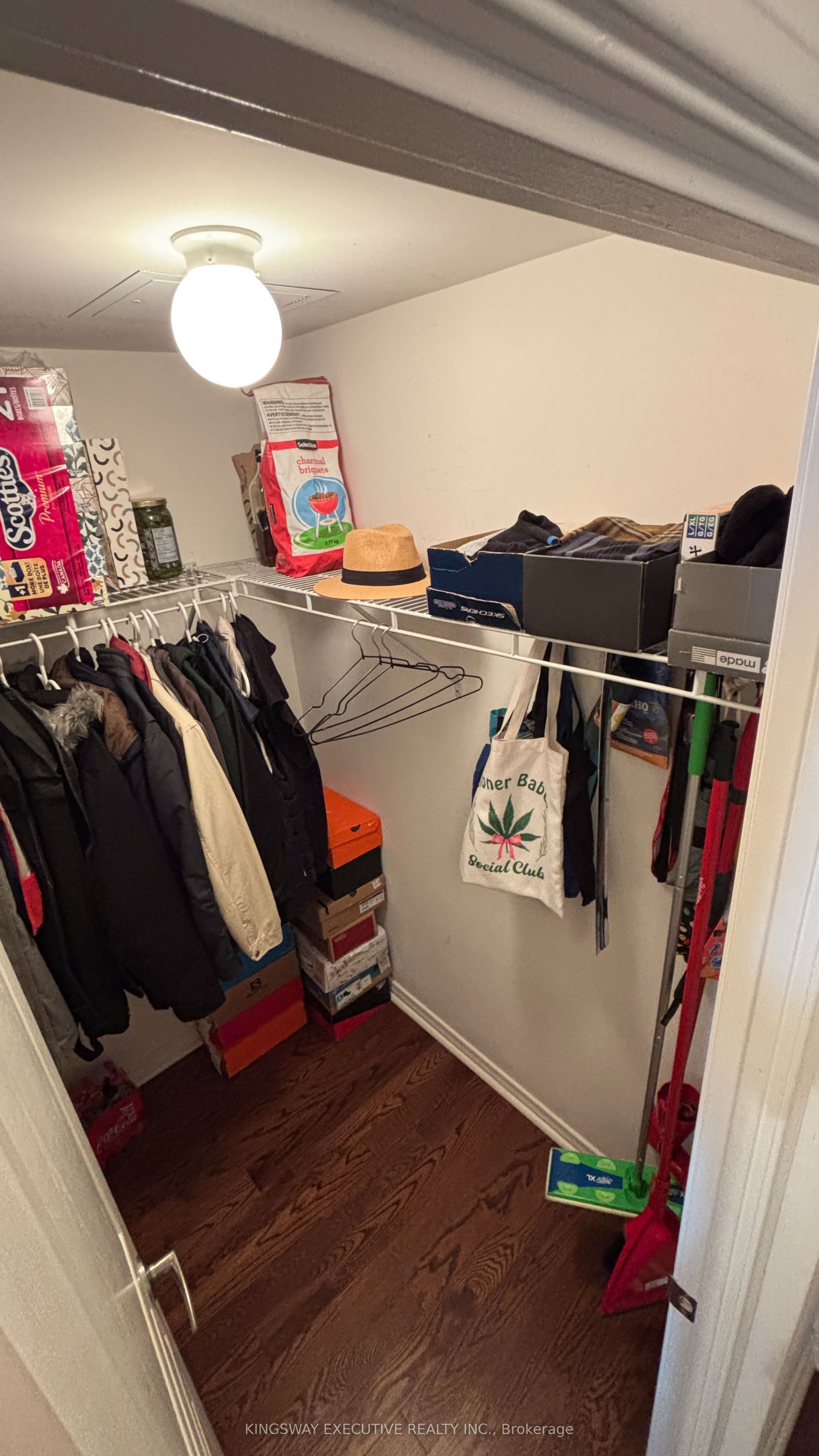15 Legion Road 1006, Toronto, ON M8V 0A9 photo 5