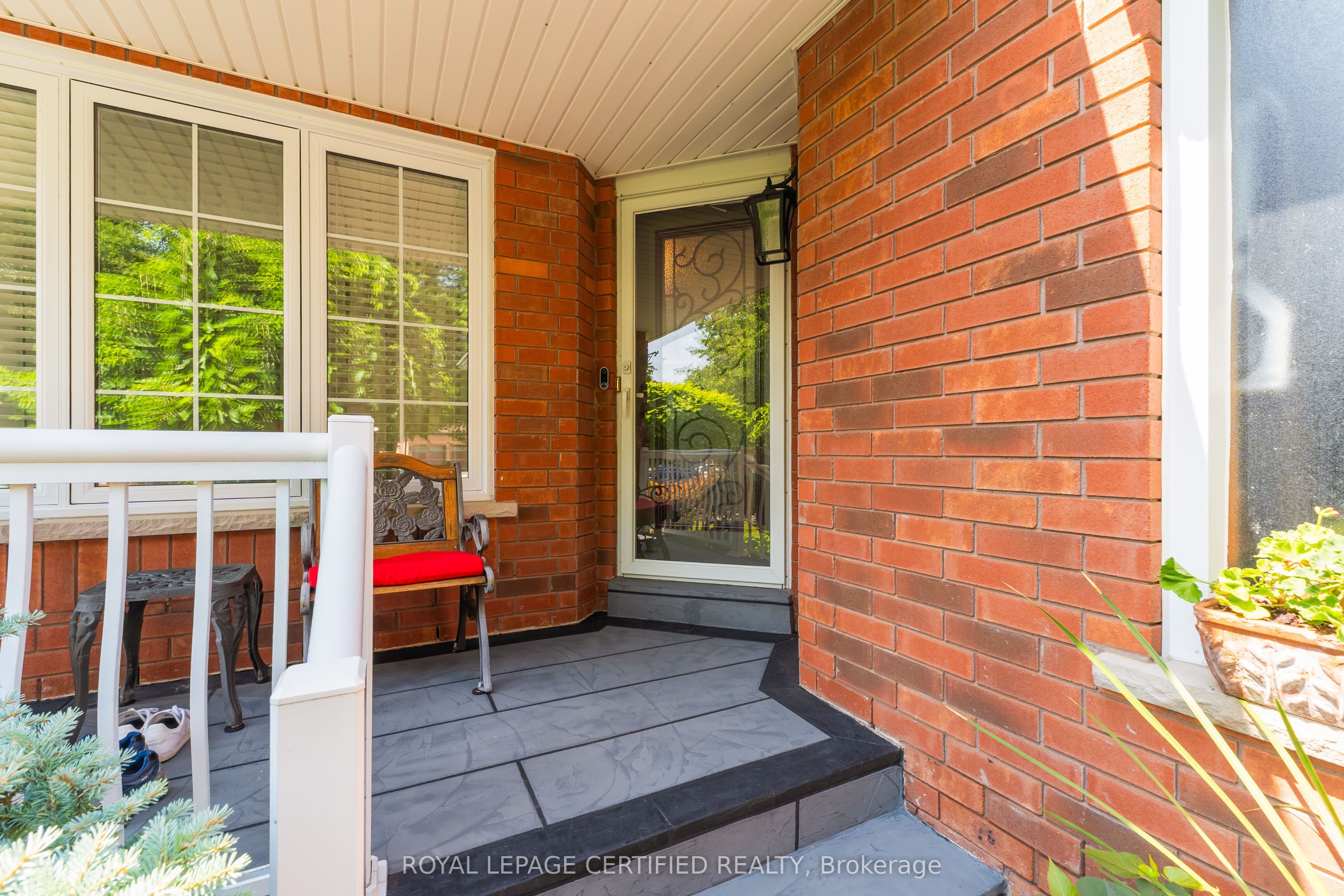 84 Softneedle Avenue, Brampton, ON L6R 1L2 photo 4