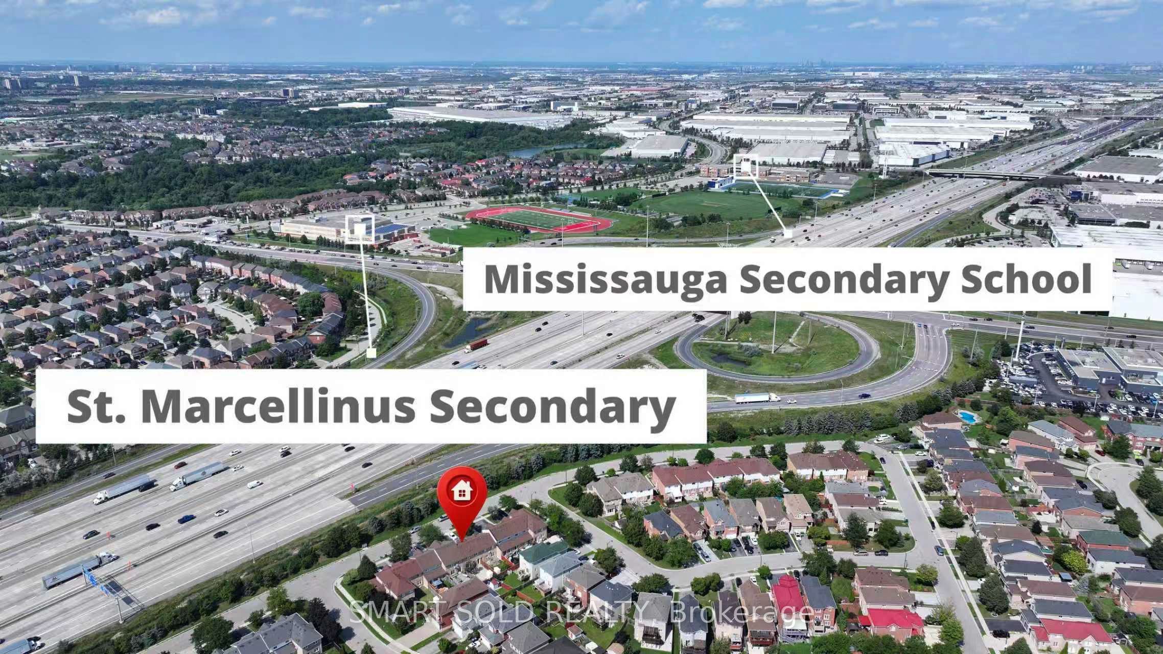 906 Delgado Drive, Mississauga, ON L5V 2S4 photo 2
