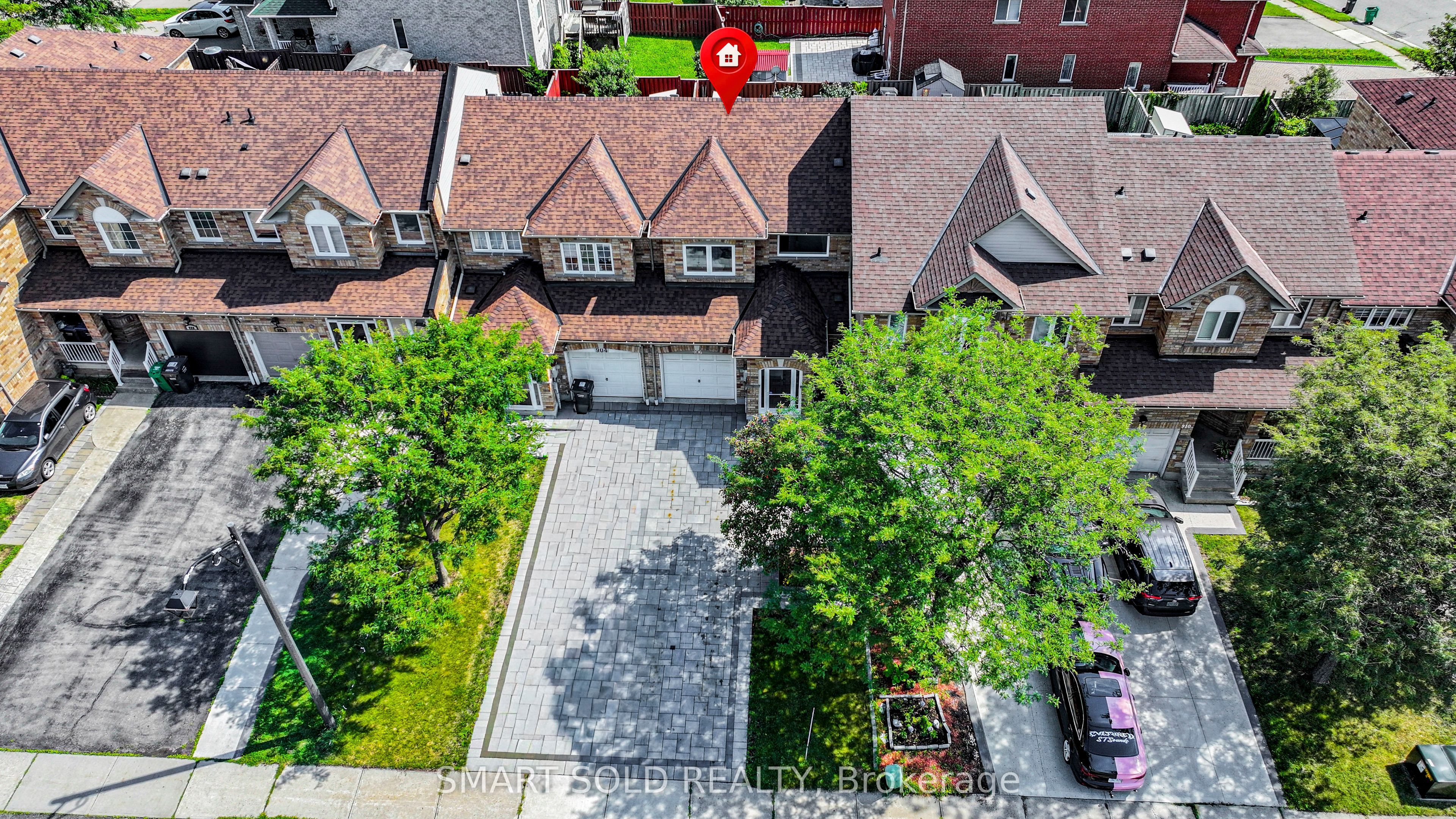 906 Delgado Drive, Mississauga, ON L5V 2S4 photo 4
