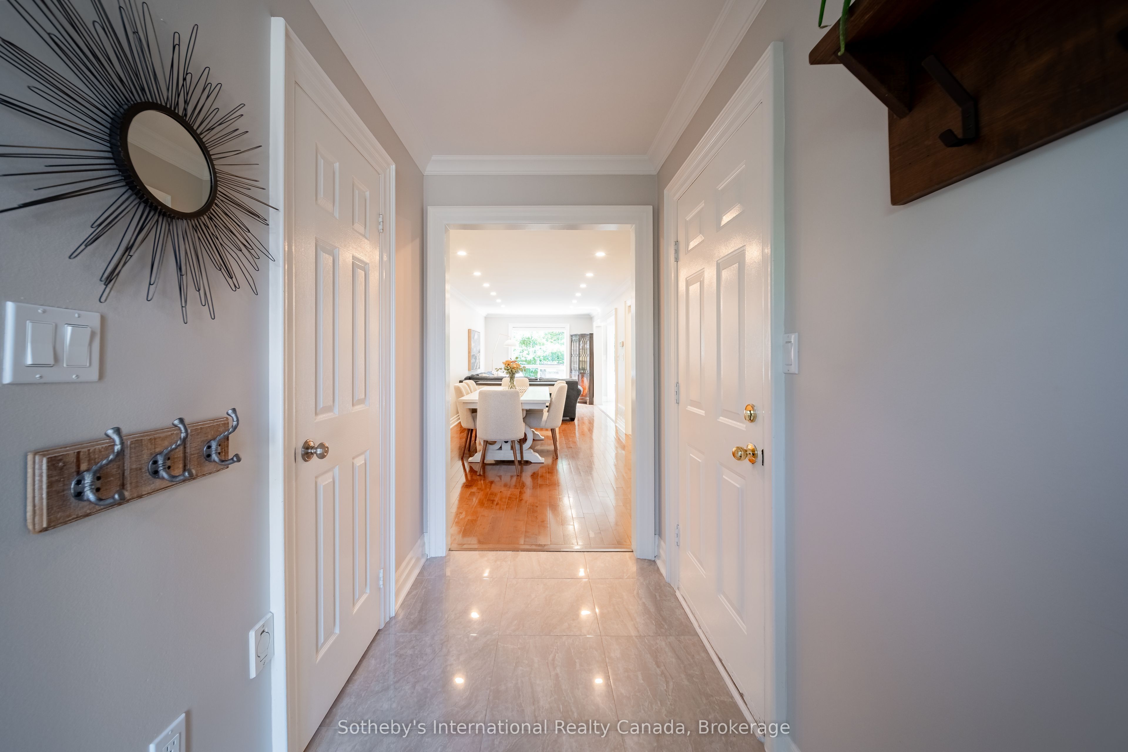 339 Ravineview Way, Oakville, ON L6H 6S6 photo 4