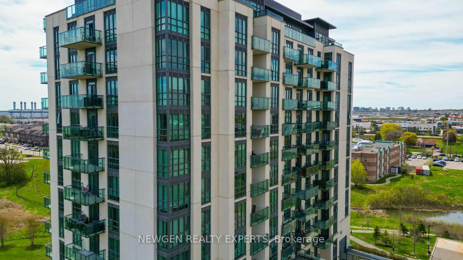 65 Yorkland Boulevard 808, Brampton, ON L6P 4M5 photo 5