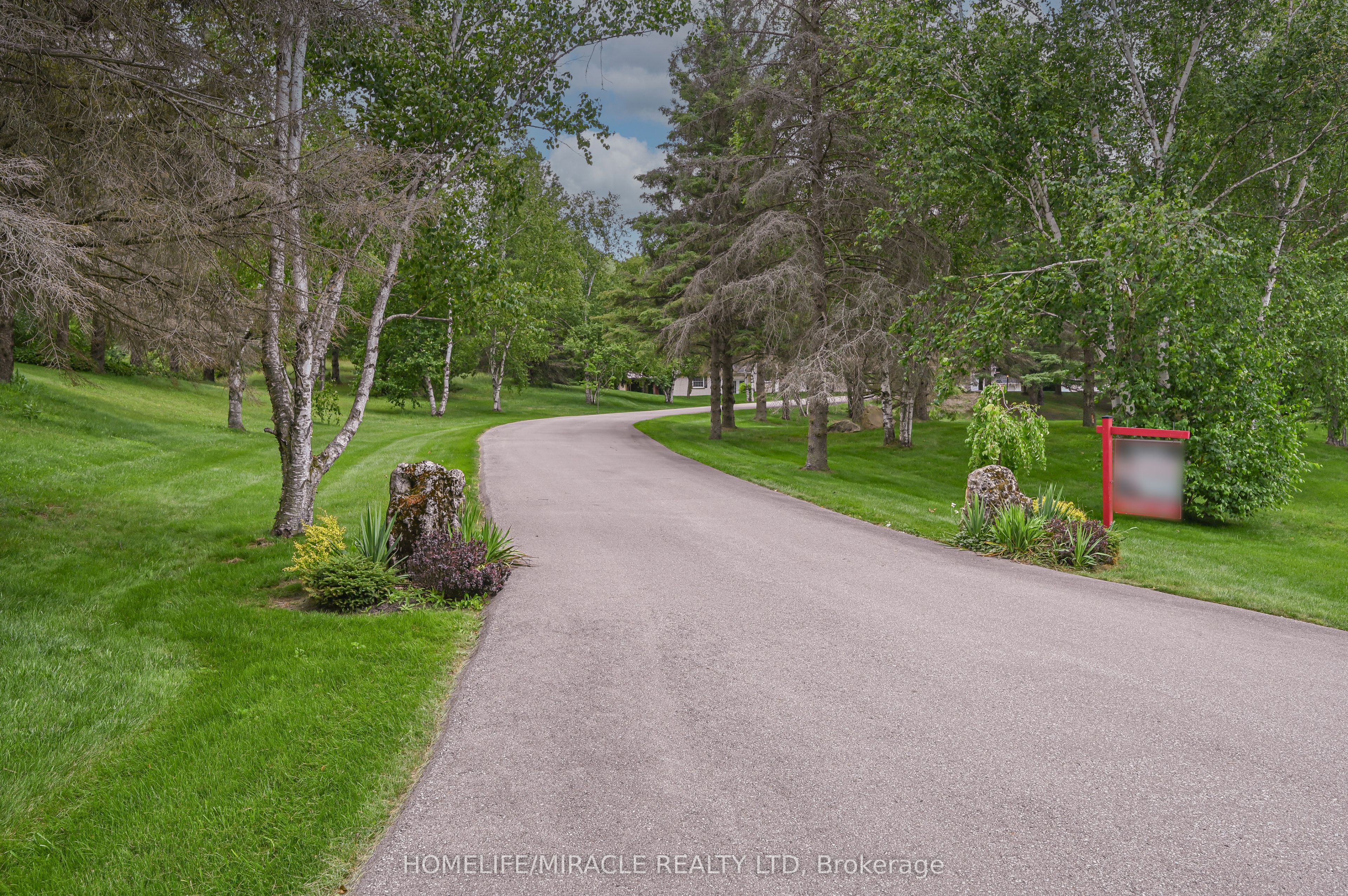 62 Gibson Lake Drive, Caledon, ON L7E 4B2 photo 5