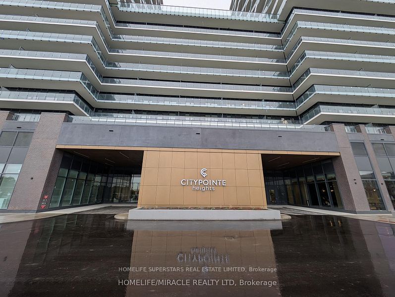 15 Skyridge Drive 1120, Brampton, ON L6P 4S3 photo 2