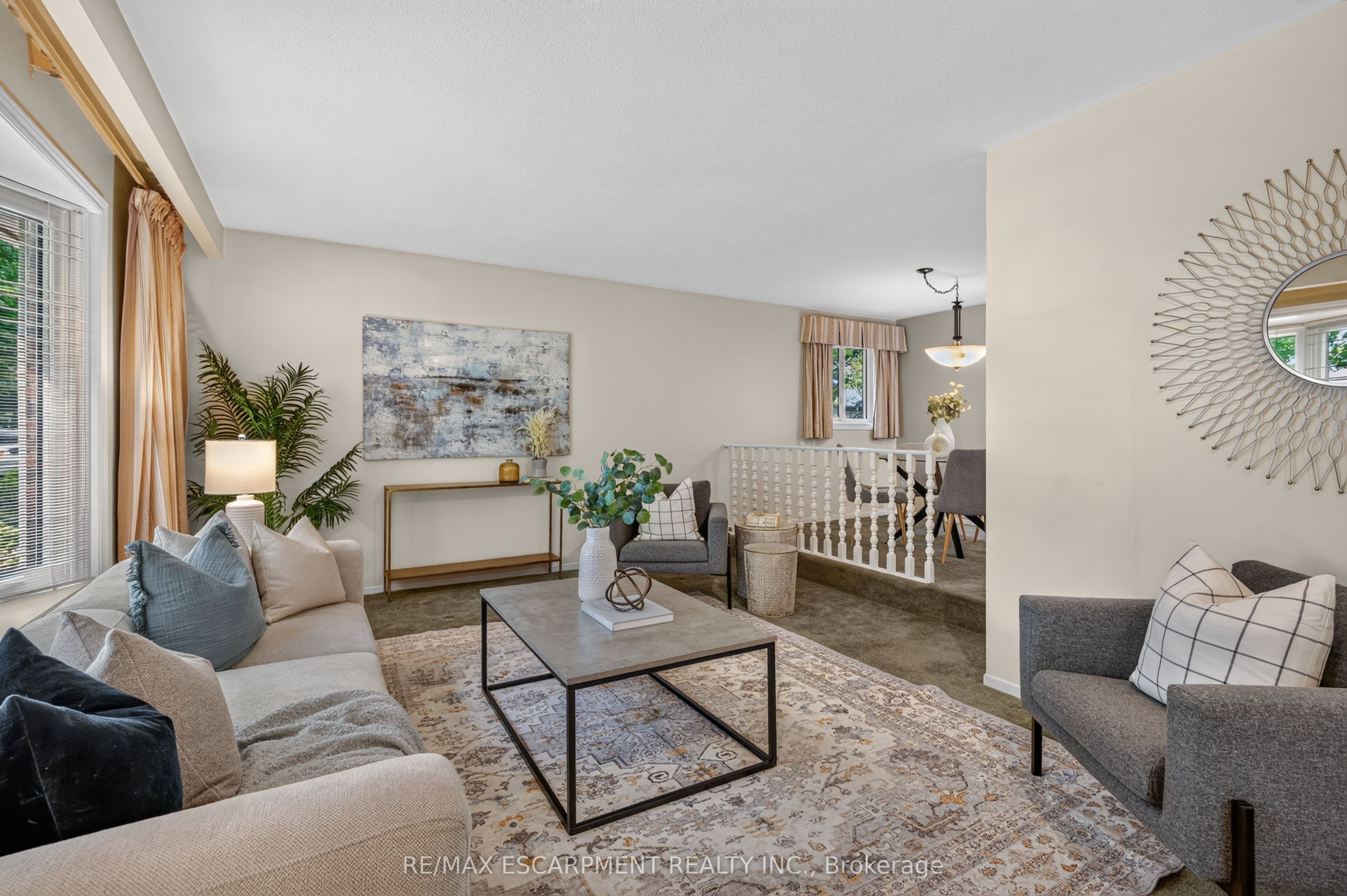 615 Meadow Lane, Burlington, ON L7L 4R9 photo 4