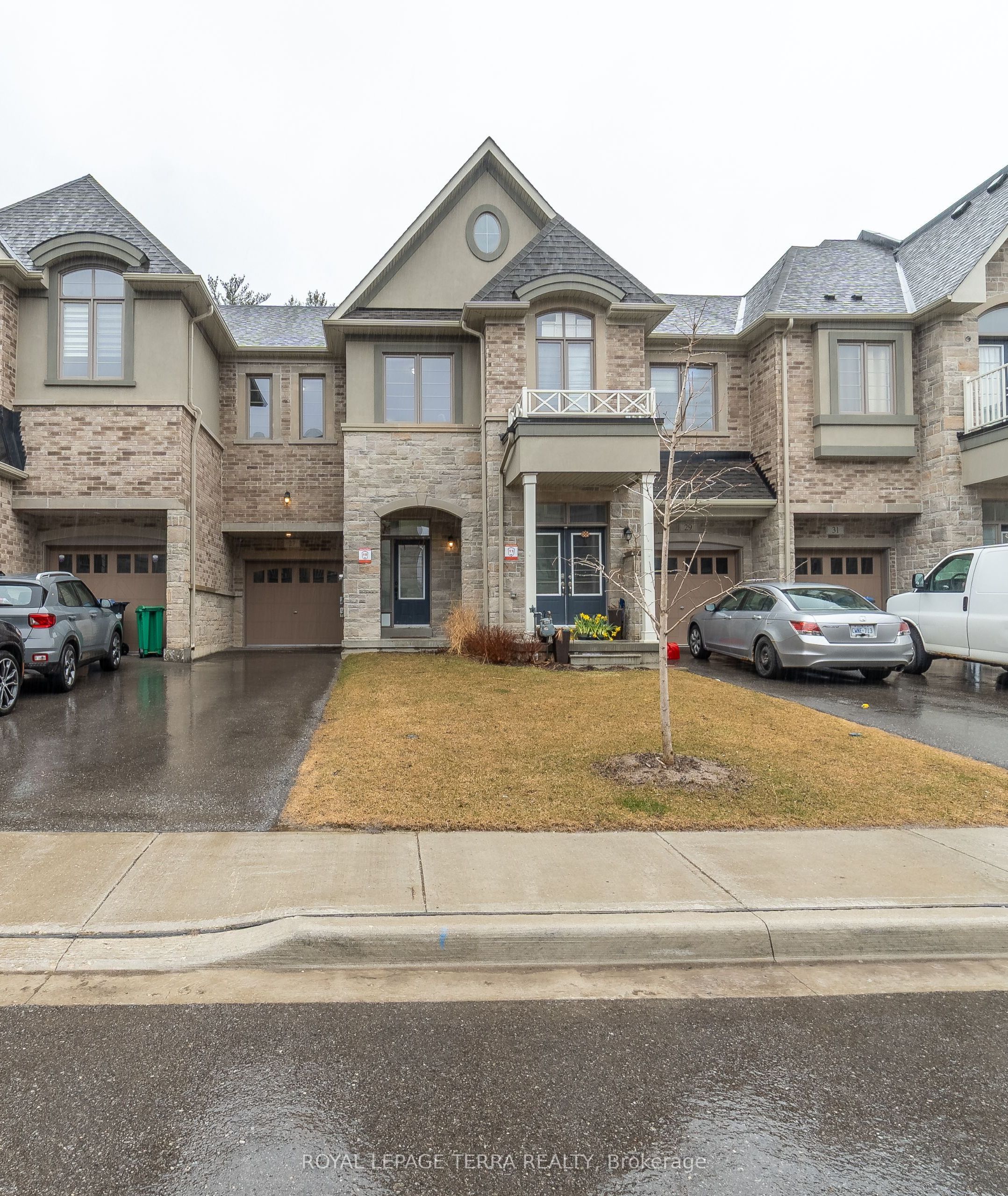 27 Summerbeam Way, Brampton, ON L6Y 6K5