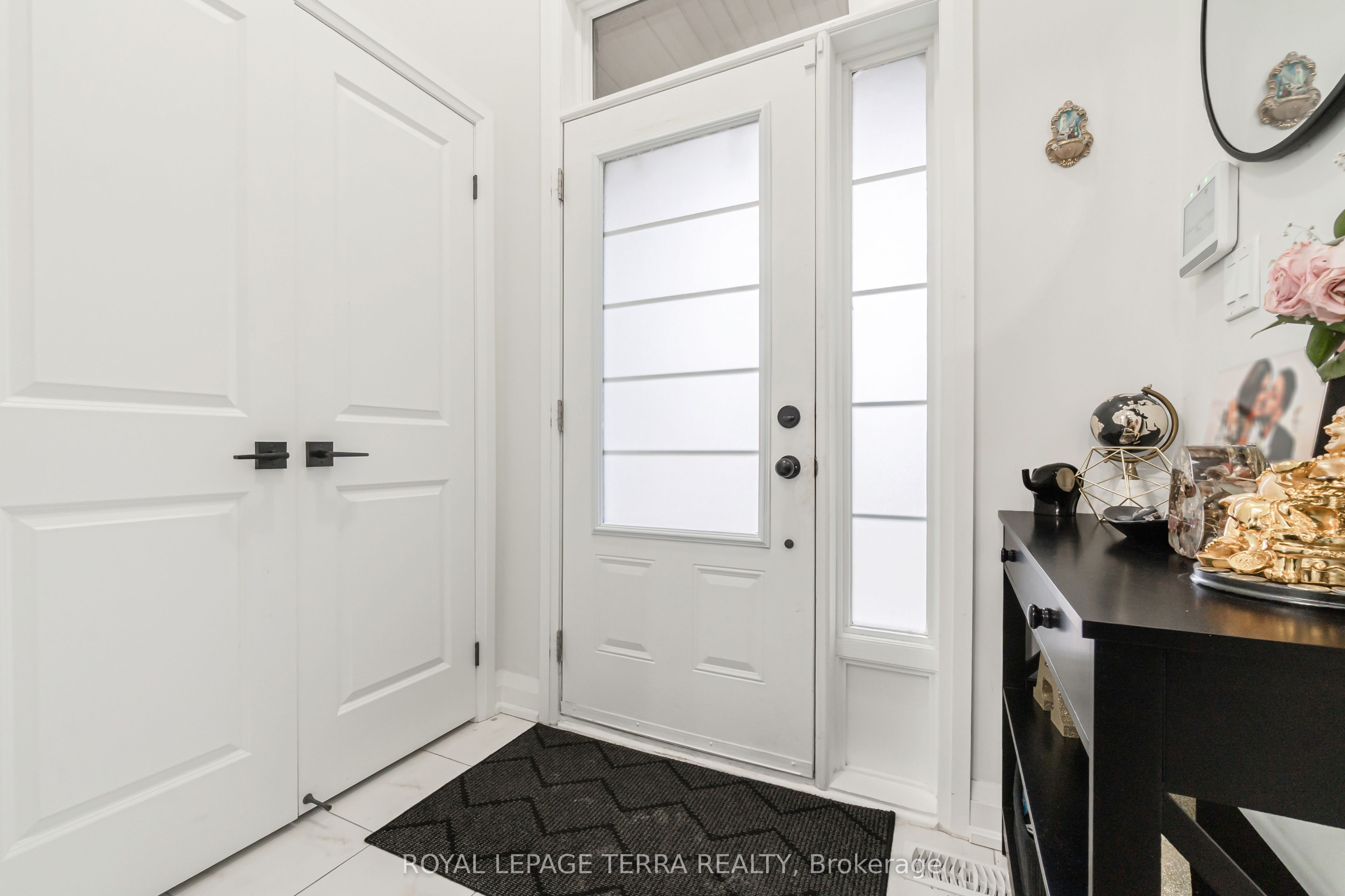 27 Summerbeam Way, Brampton, ON L6Y 6K5 photo 4