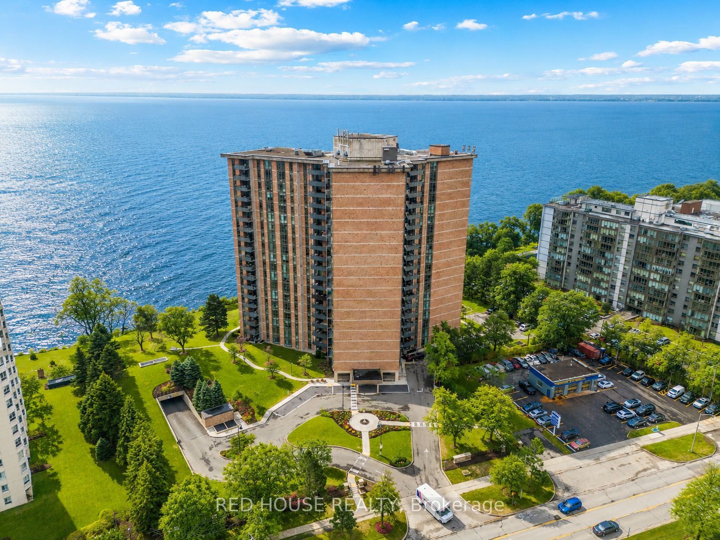 5250 Lakeshore Road 809, Burlington, ON L7L 5L2 photo 2