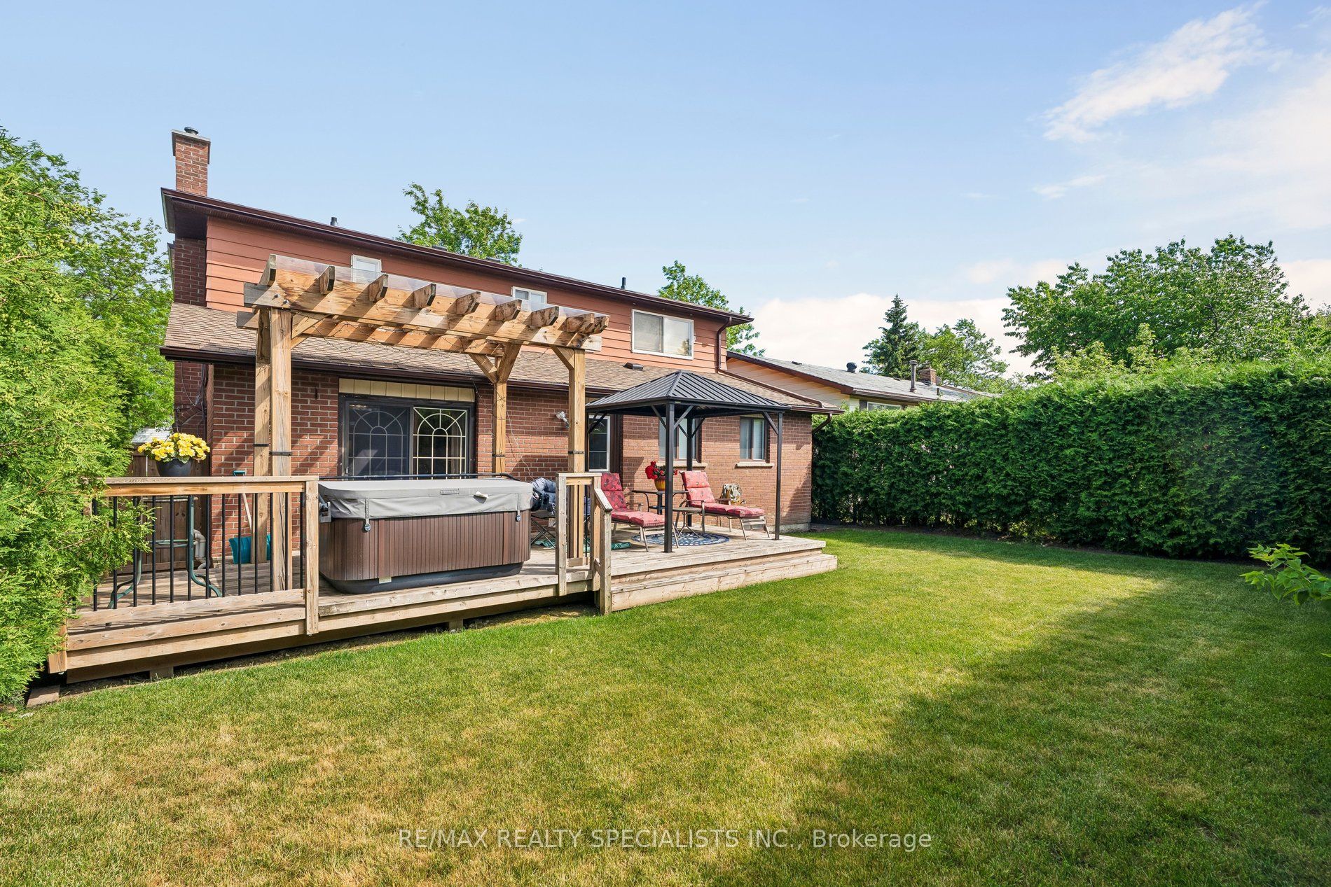 46 Linkdale Road, Brampton, ON L6V 2Y6 photo 4