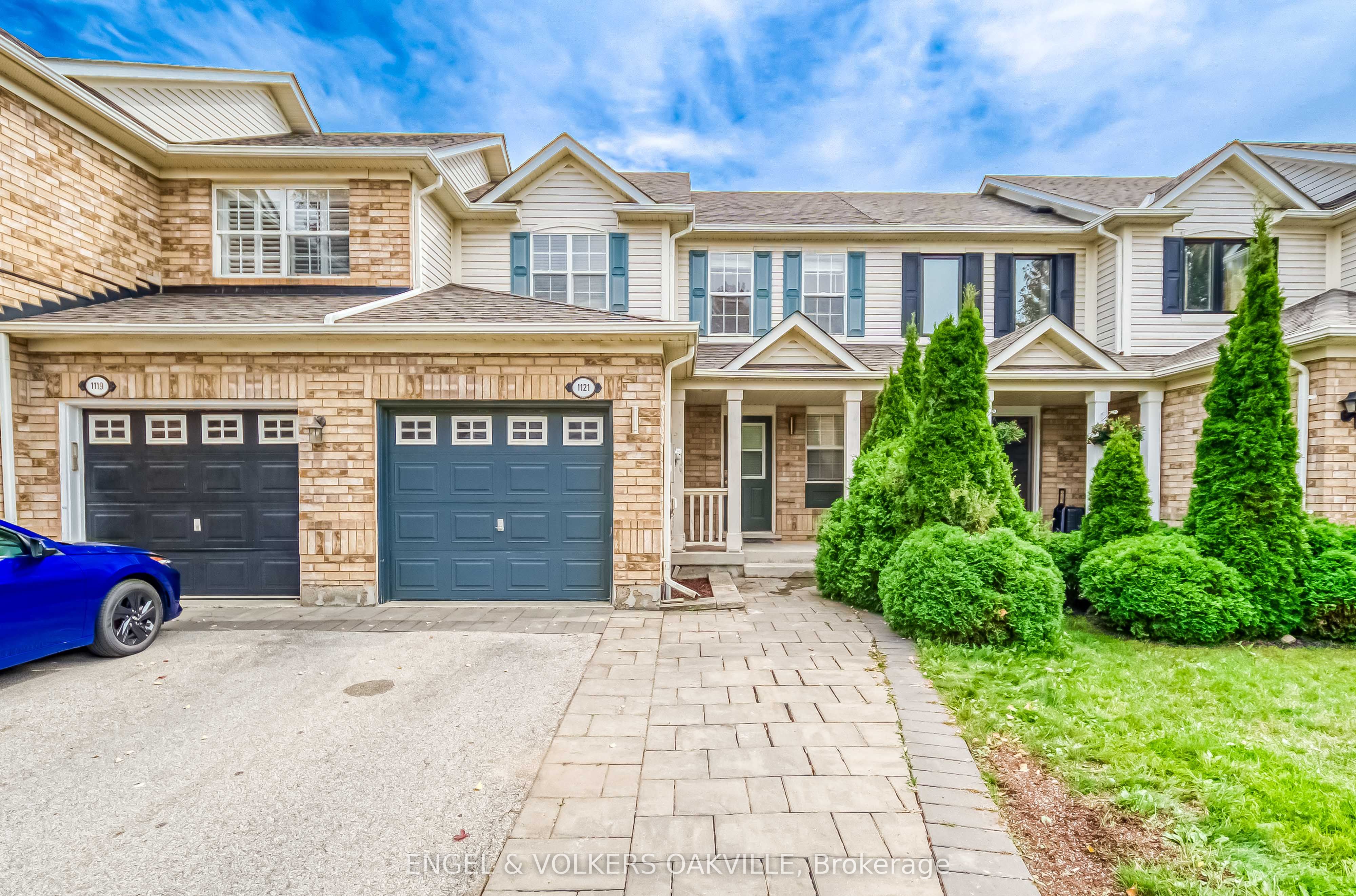 1121 Barclay Circle, Milton, ON L9T 5W4
