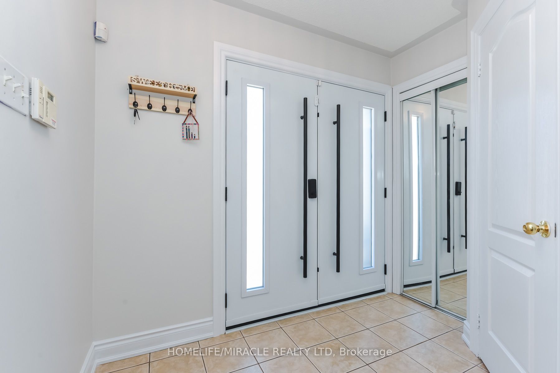 114 Edenbrook Hill Drive, Brampton, ON L7A 2P2 photo 4
