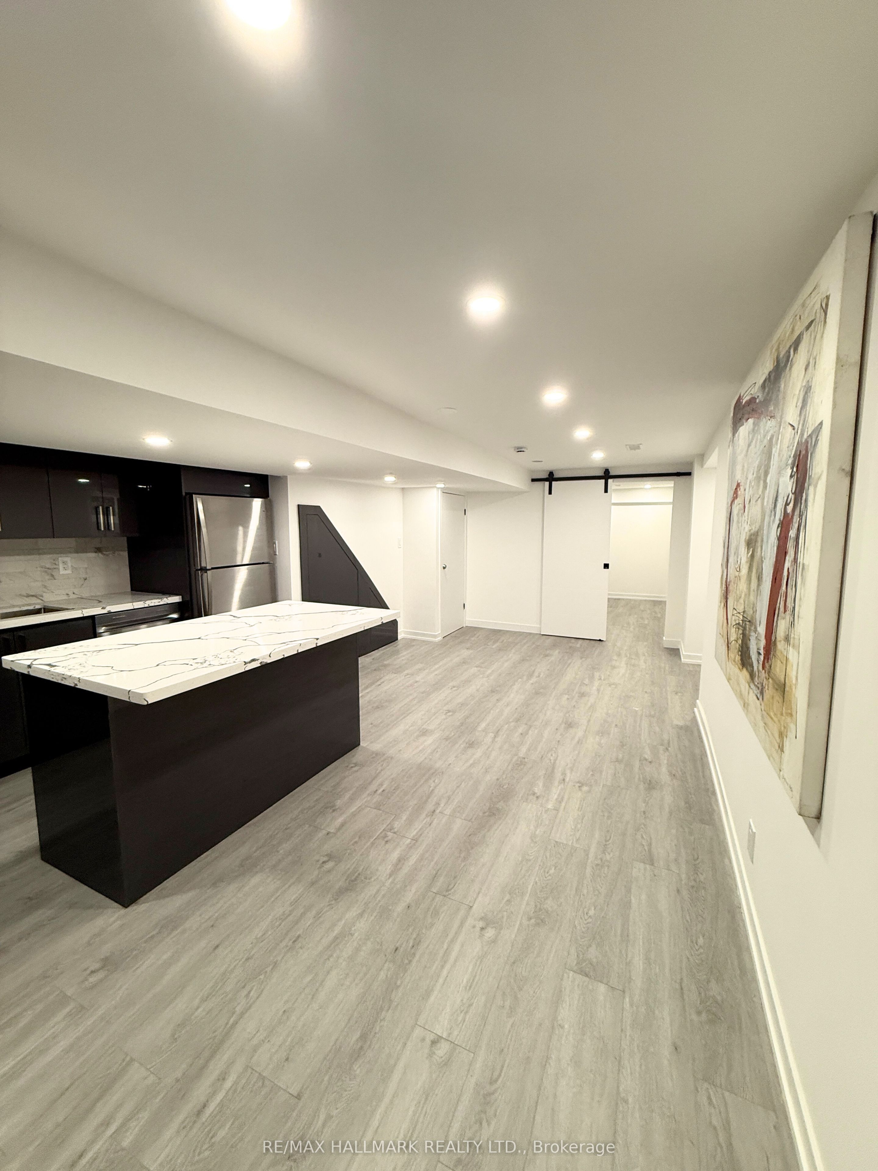 1190 Dovercourt Road Bsmnt, Toronto, ON M6H 2X9 photo 2